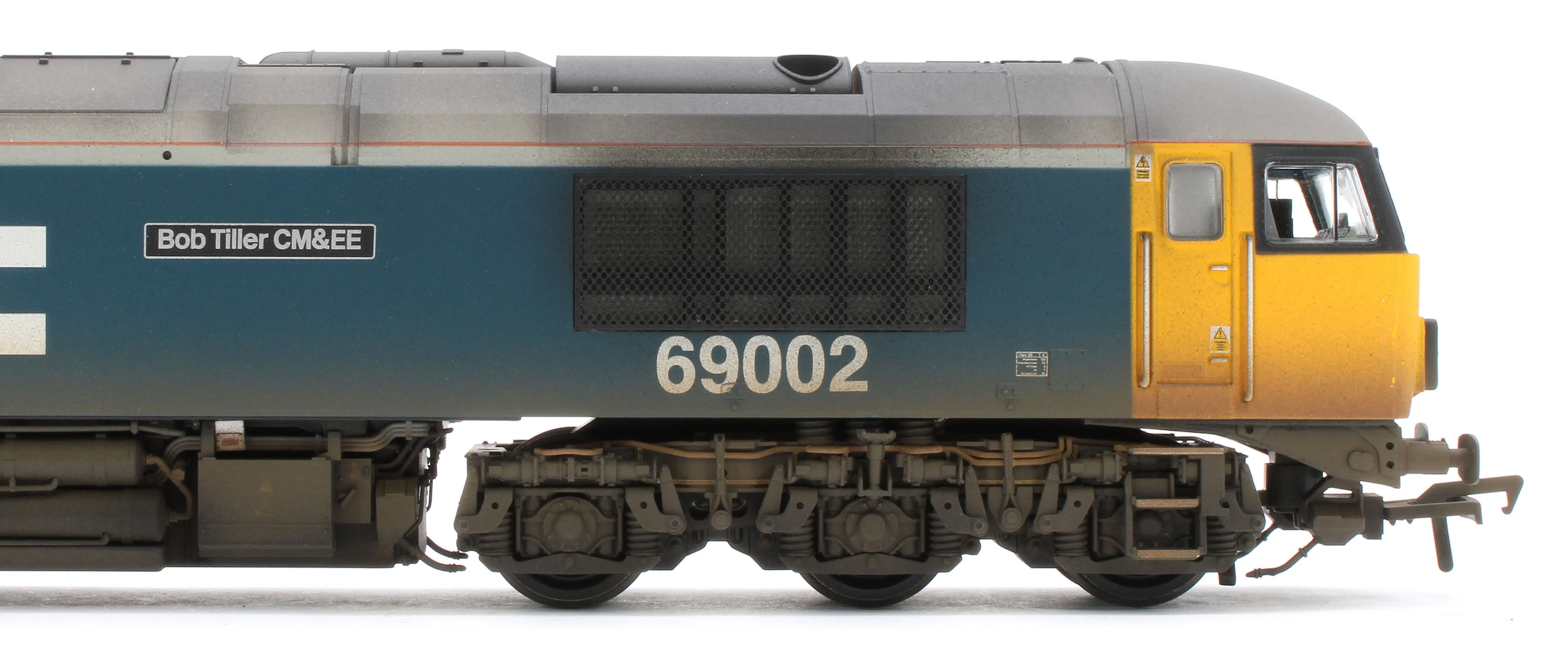 35-777SFW Bespoke Weathered Class 69 69002 'Bob Tiller CM&EE' BR Blue (Large Logo) (GBRf) Diesel Locomotive - DCC Sound - Image 12