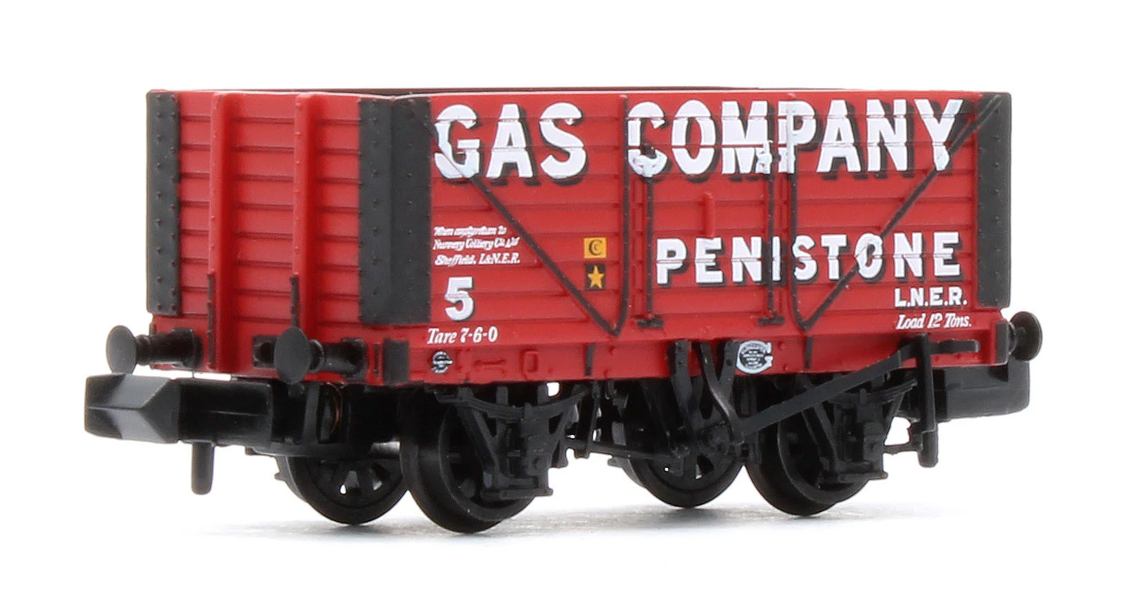 8 Plank Wagon Fixed Ends 'Gas Company Penistone' Red No.5