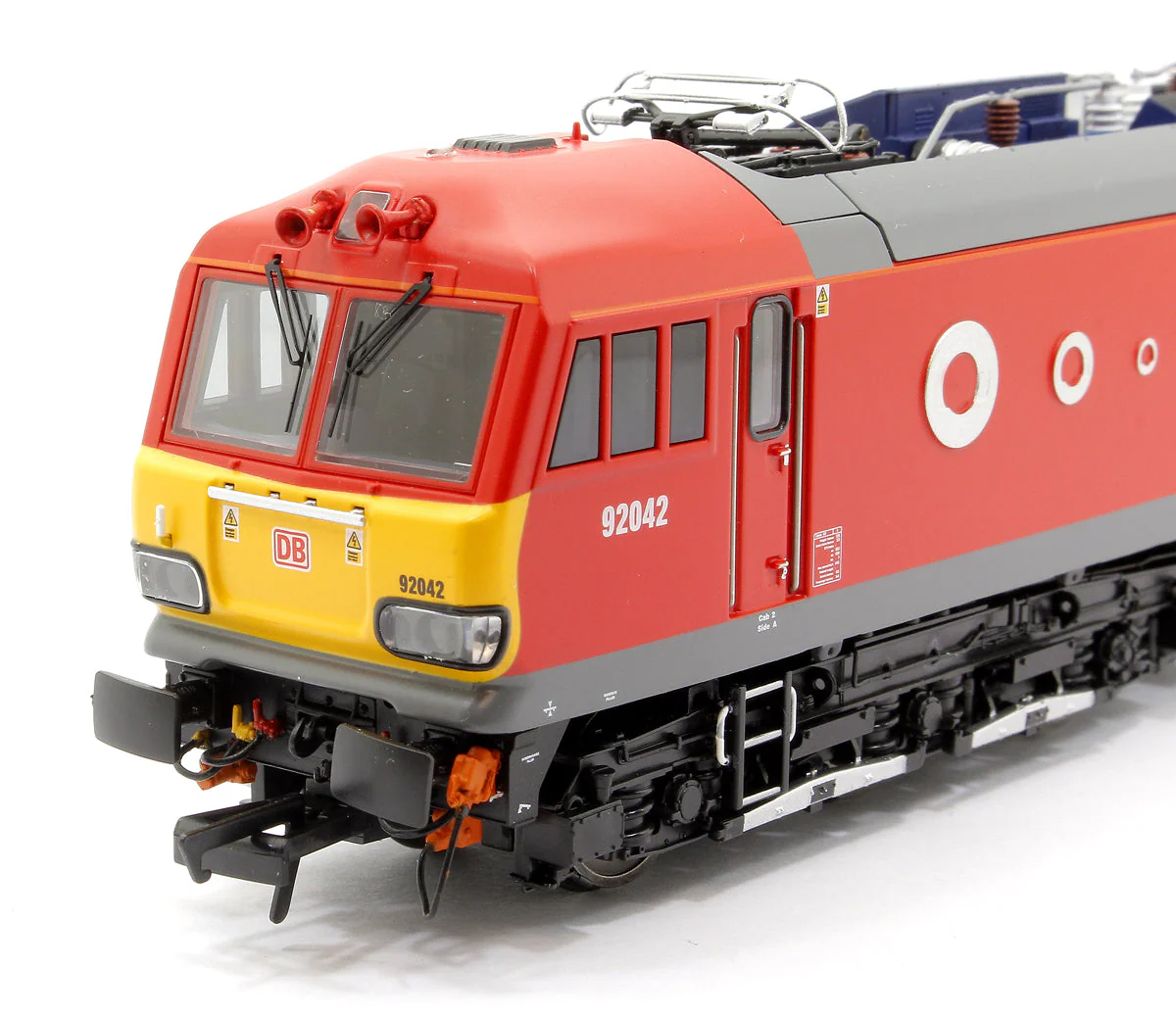 Pre-Owned Class 92 042 DB Schenker Red Electric Locomotive - Image 6