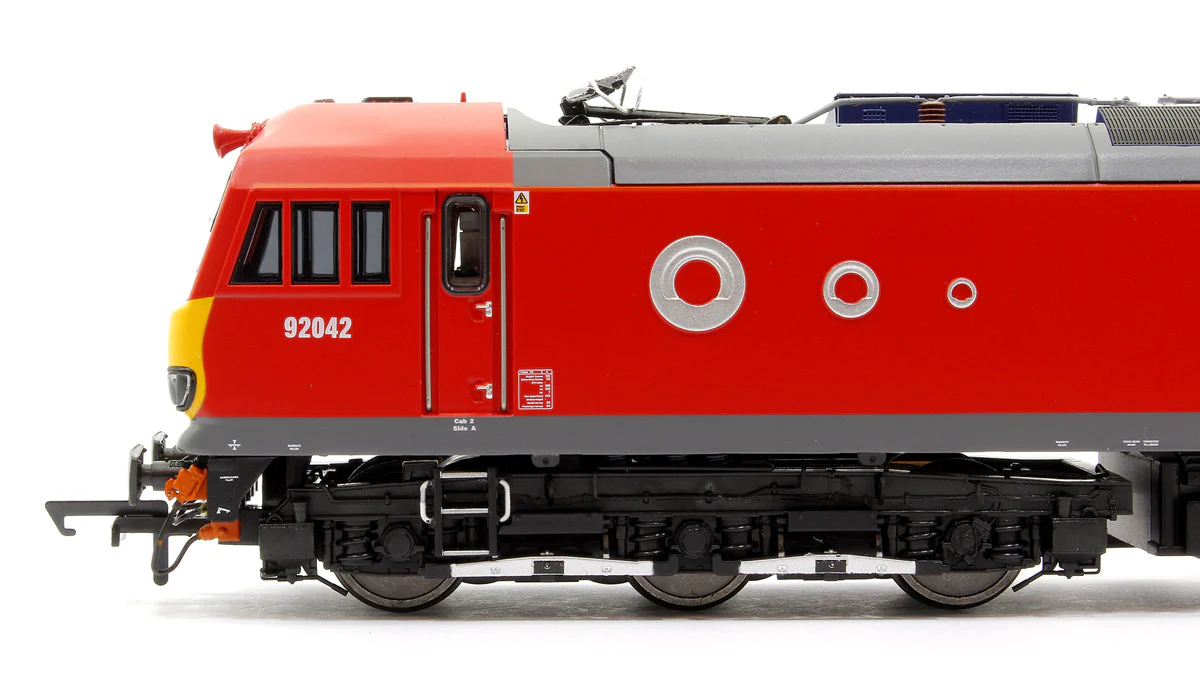 Pre-Owned Class 92 042 DB Schenker Red Electric Locomotive - Image 8
