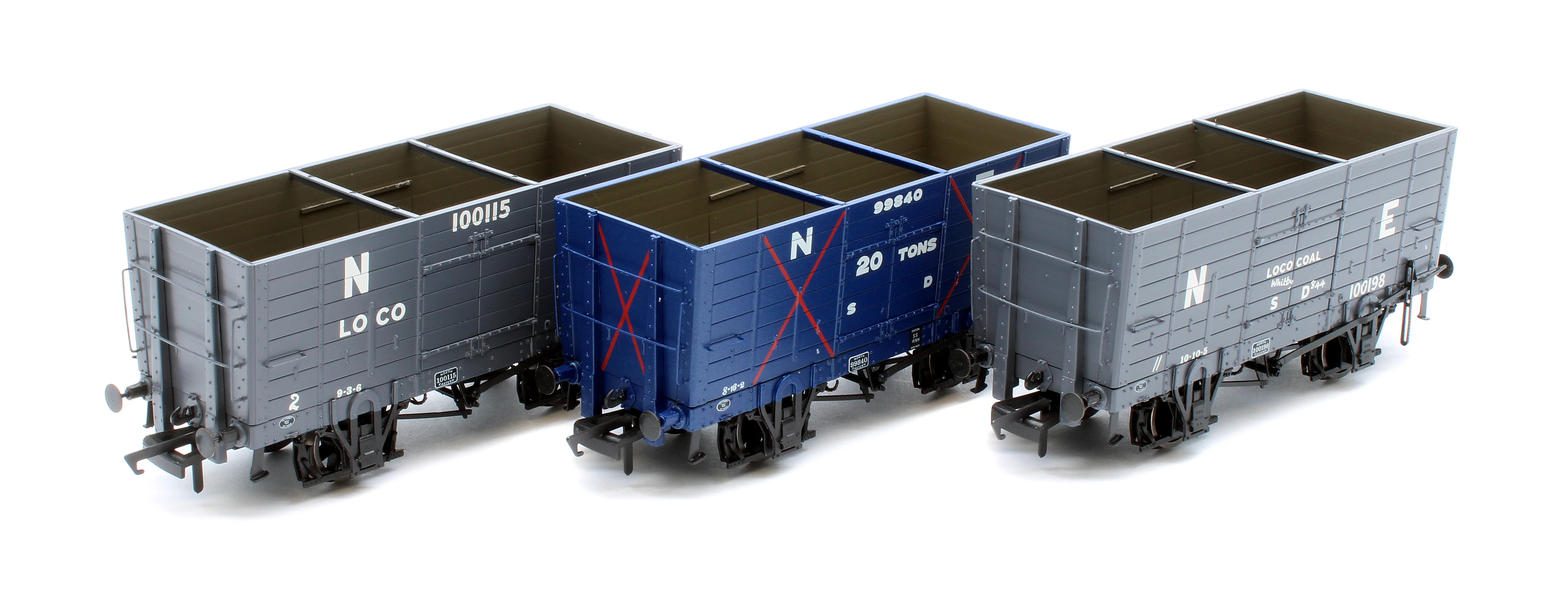 ACC2821 NER 20t Hopper - Mixed Q3 Hopper - Grouping transition period: 1910-22 NER Blue/1923-37 LNER Grey - Triple Pack - Image 2