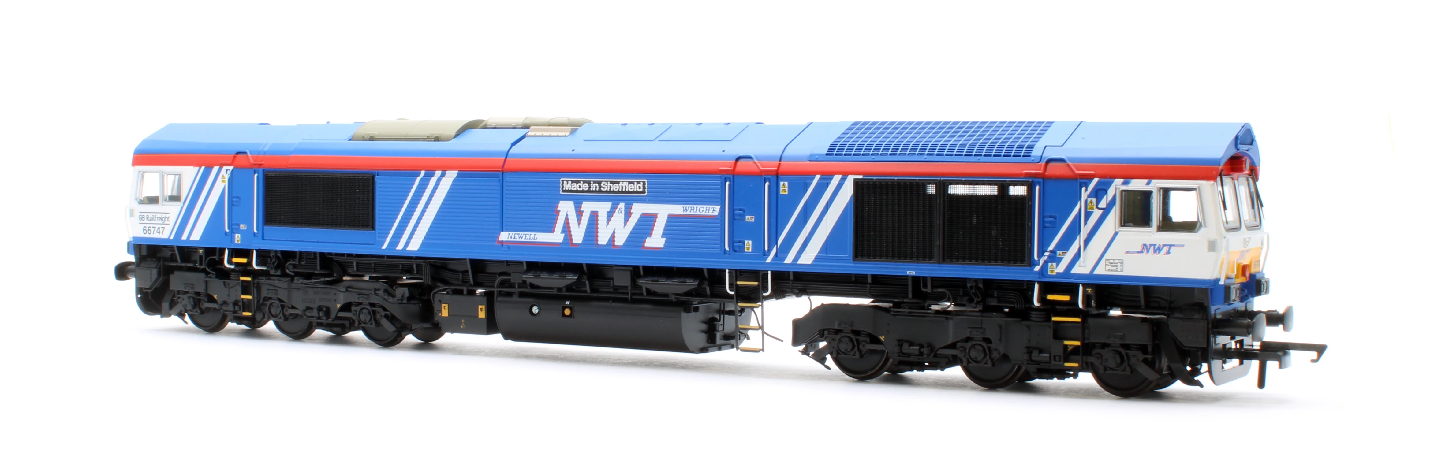 ACC3475-DCC Class 66 GBRF (Newell and Wright) No.66747 Diesel Locomotive - DCC Sound - Image 4