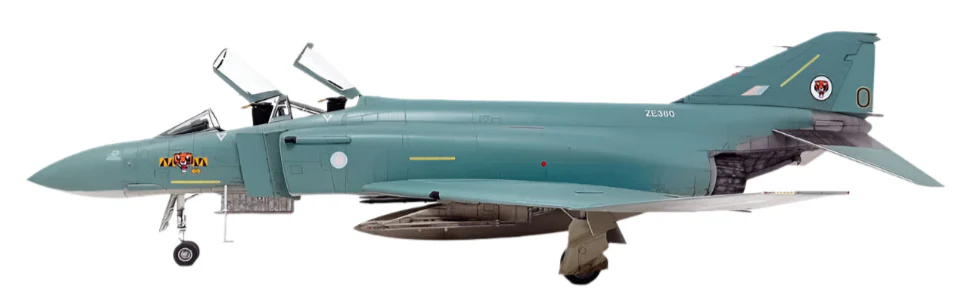 AIP15007 British Royal Air Force F-4J(UK) Phantom II "74(F) Tiger Squadron" Model Kit
