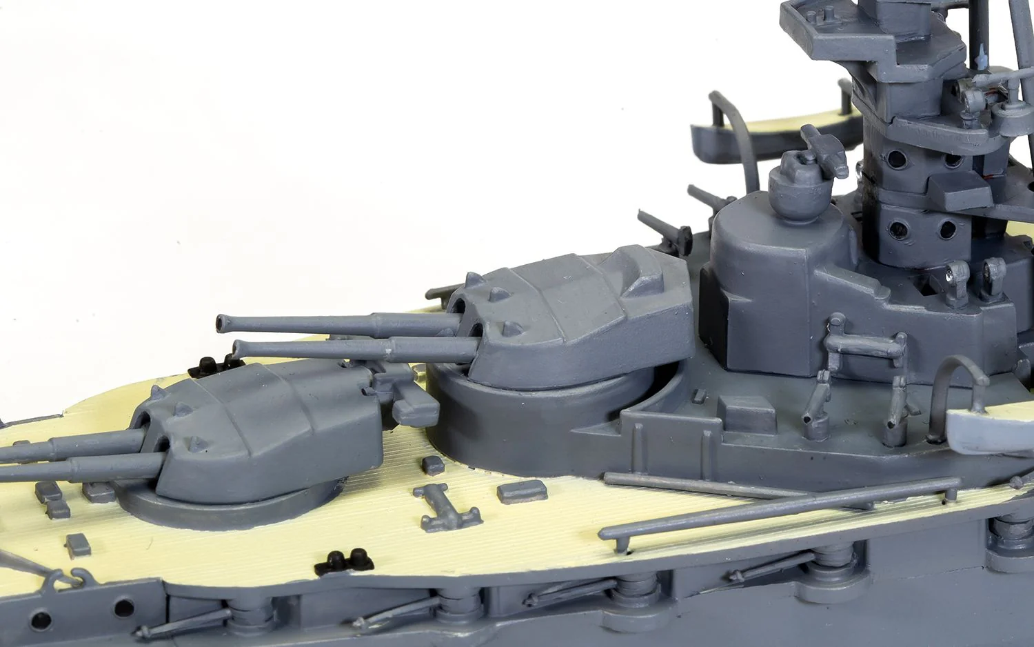A04210V HMS Iron Duke Model Kit - Image 5