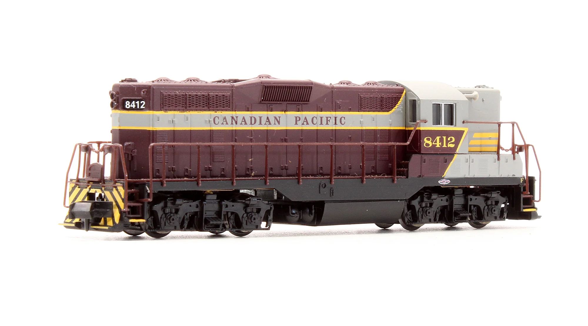 Pre-Owned 11003 GP7 Diesel Locomotive Canadian Pacific - Road #8412 - Image 2