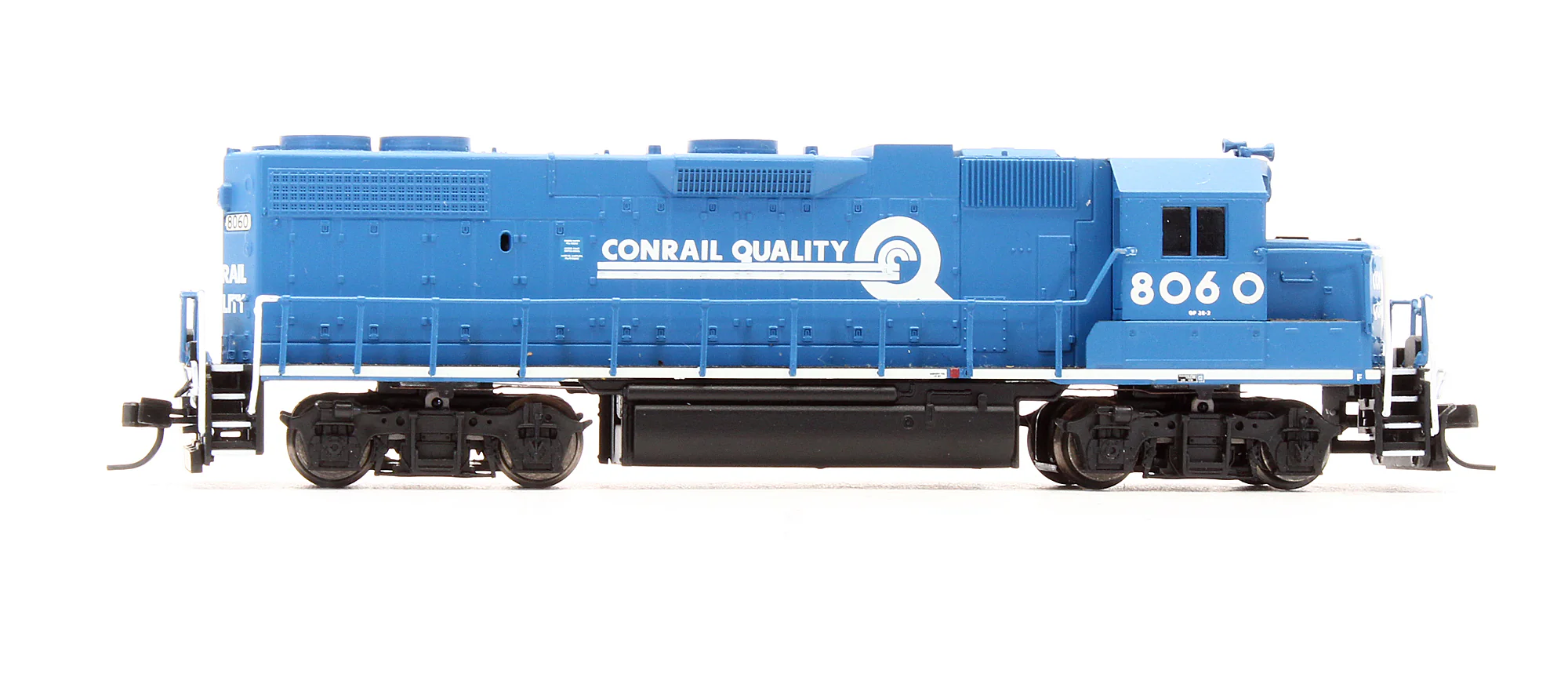Pre-Owned 40 002 270 GP38-2 Diesel Locomotive Conrail Quality - Road #8060 - Image 3