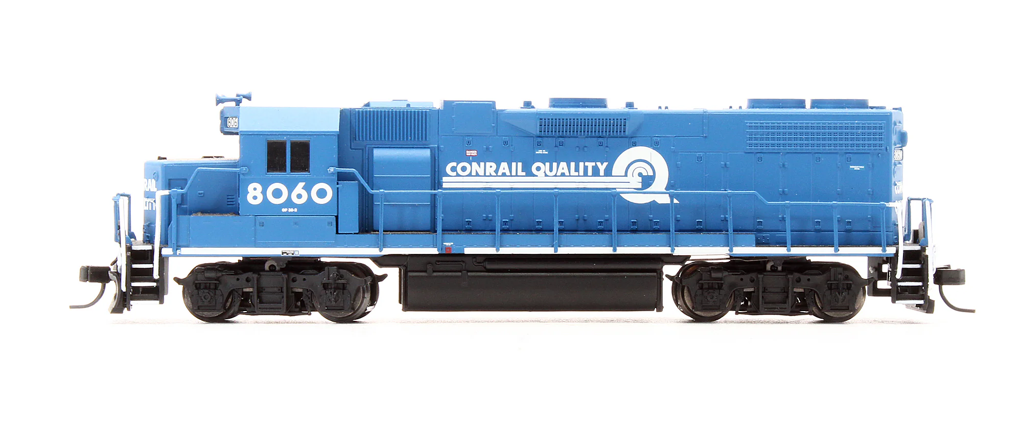 Pre-Owned 40 002 270 GP38-2 Diesel Locomotive Conrail Quality - Road #8060 - Image 4