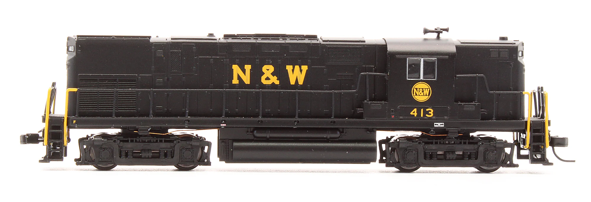 Pre-Owned 40 002 338 C420 Ph.2a High Nose Diesel Locomotive Norfolk & Western - Road #413 - Image 3
