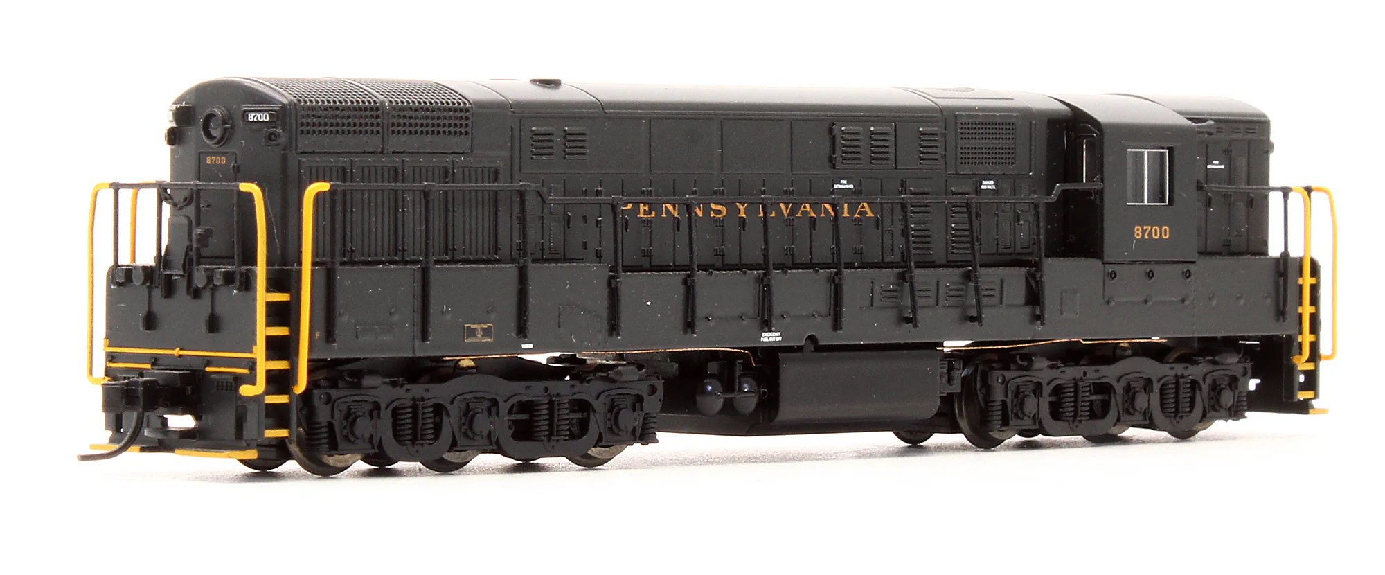 Pre-Owned 40 002 799 Train Master Diesel Locomotive Pennsylvania - Road #8700 - Image 2