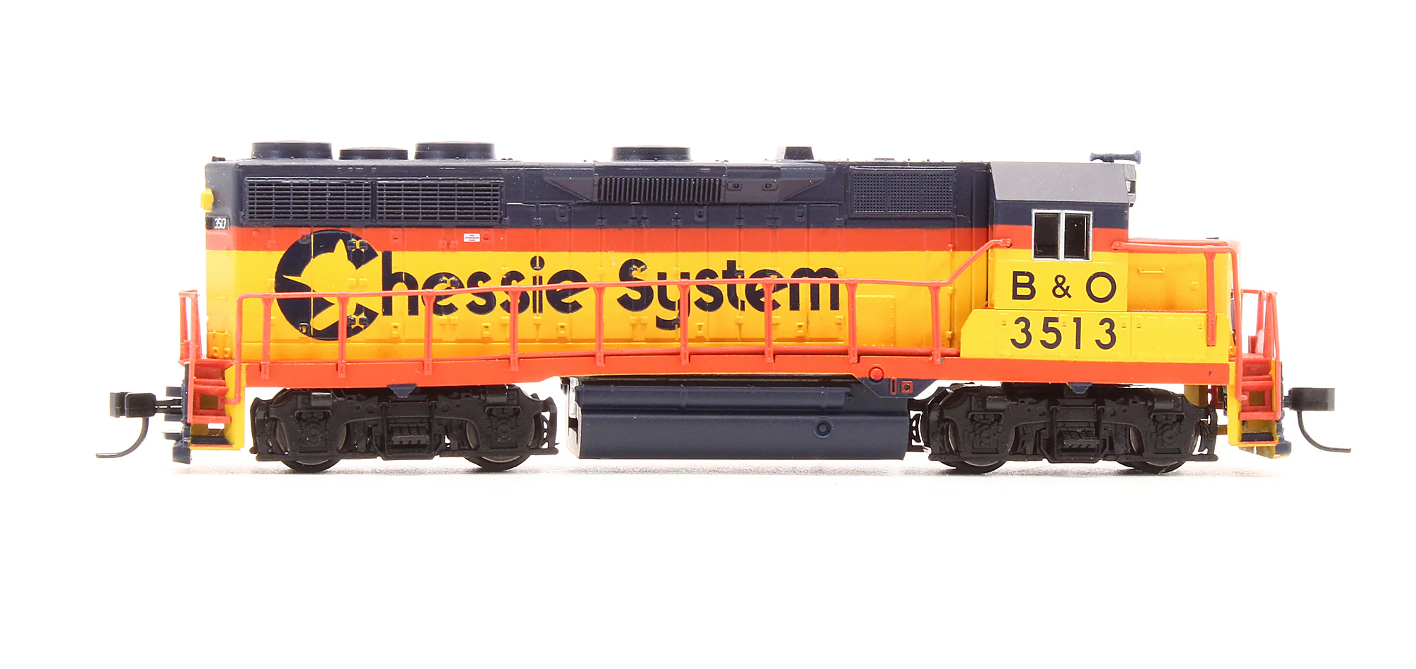 Pre-Owned 46557 GP35 Diesel Locomotive Chessie System (B&O) - Road #3513 - Image 3