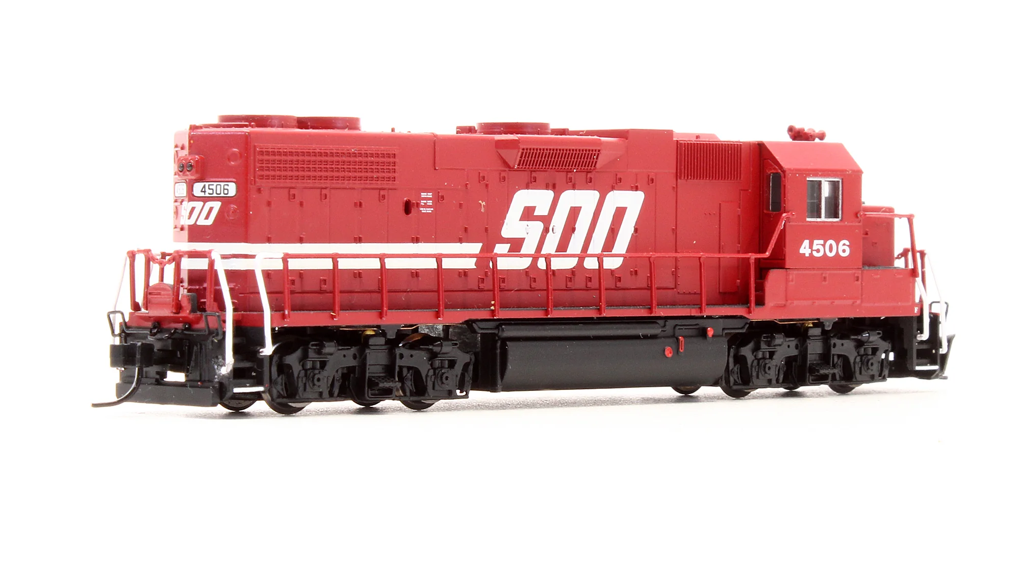 Pre-Owned 47687 GP38-2 Diesel Locomotive Soo Line - Road #4506 - Image 2