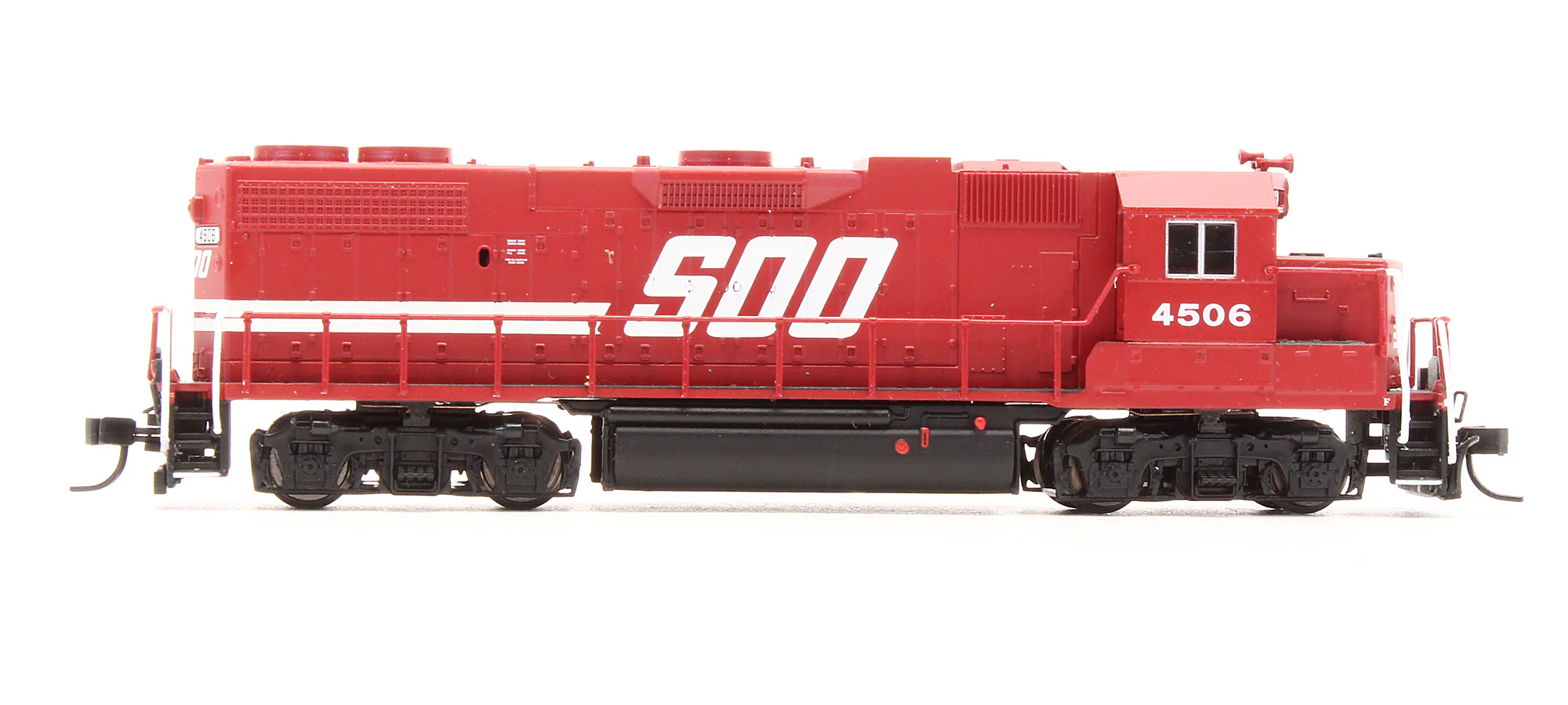 Pre-Owned 47687 GP38-2 Diesel Locomotive Soo Line - Road #4506 - Image 3
