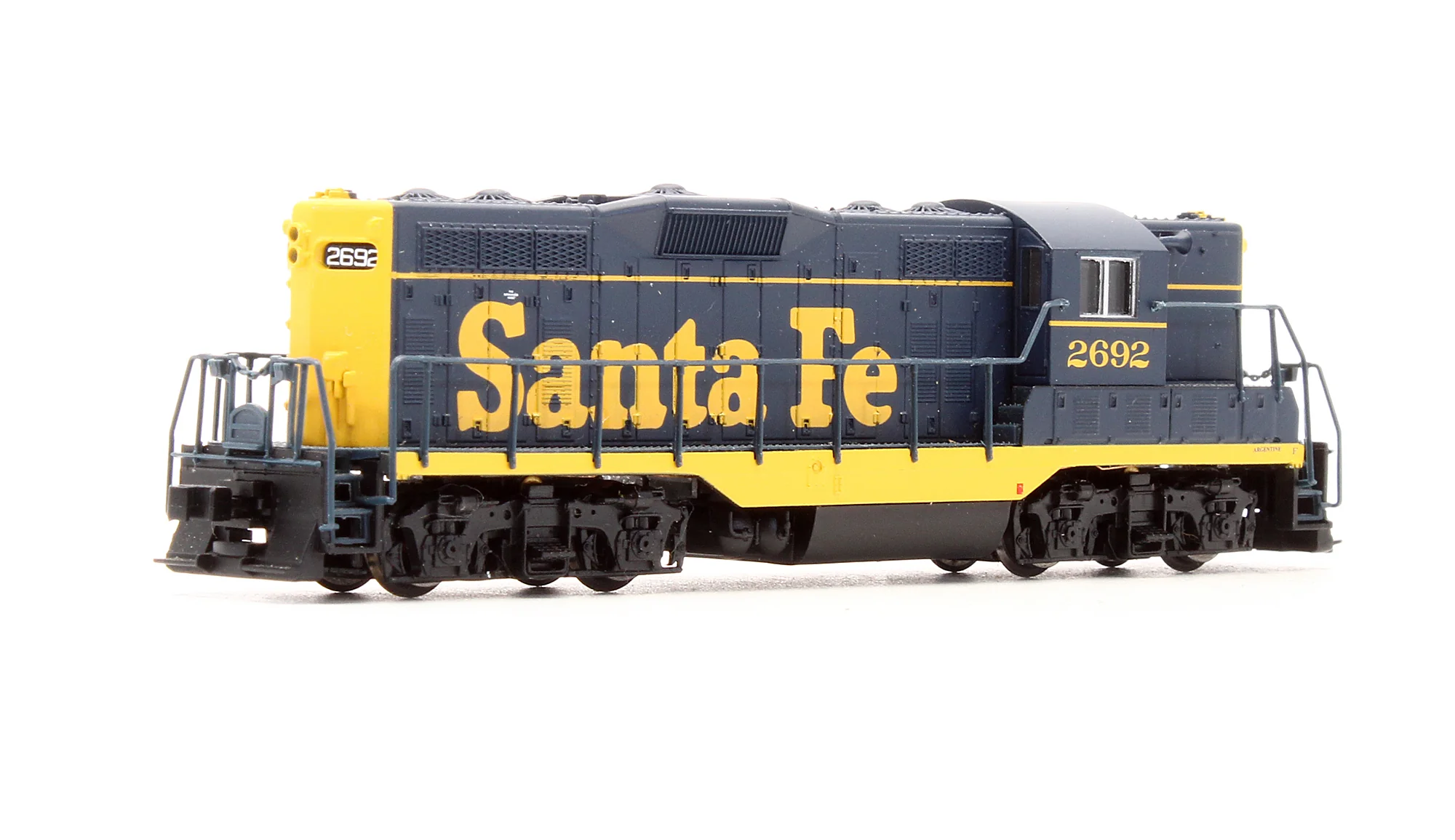Pre-Owned 48082 GP7 Ph.1 Diesel Locomotive Santa Fe - Road #2692 - Image 2