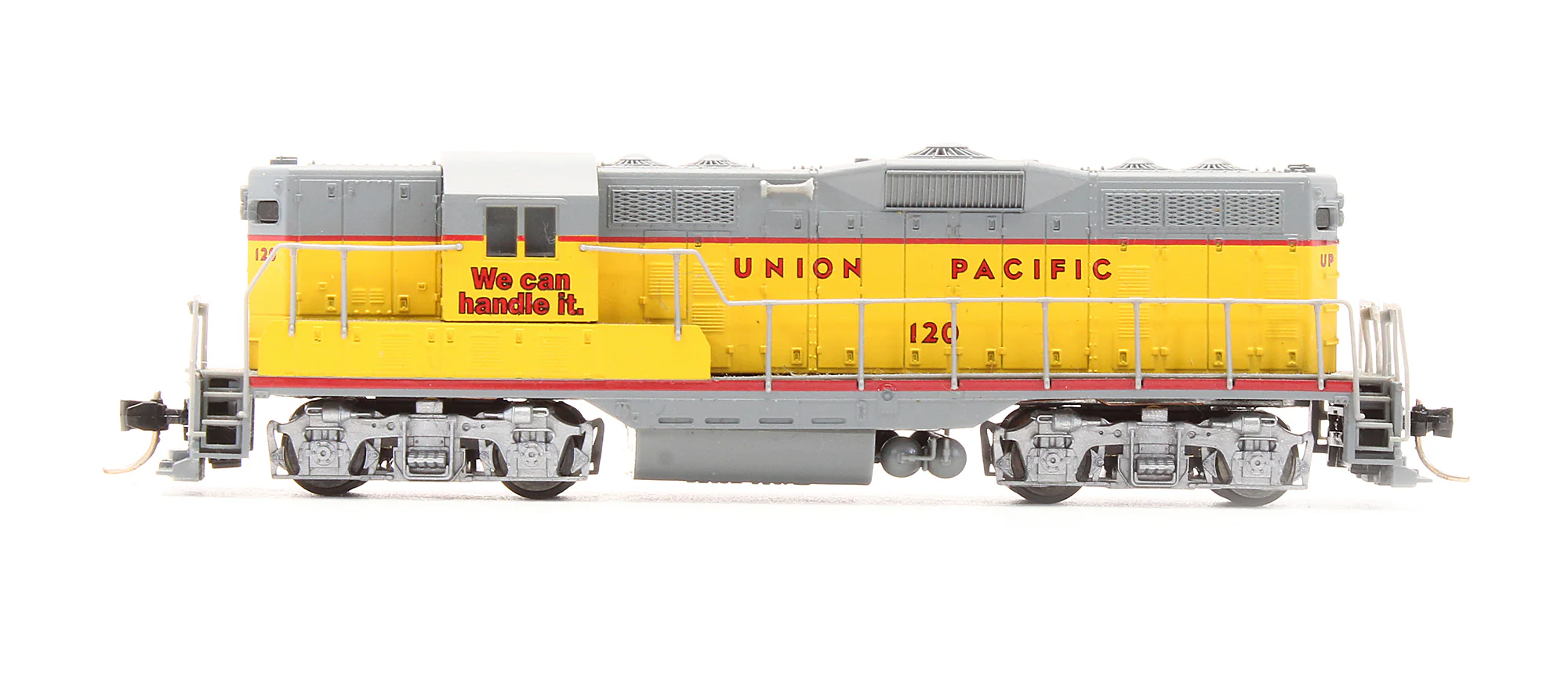 Pre-Owned 48231 GP7 Ph.2 Diesel Locomotive Union Pacific - Road #120 - Image 4