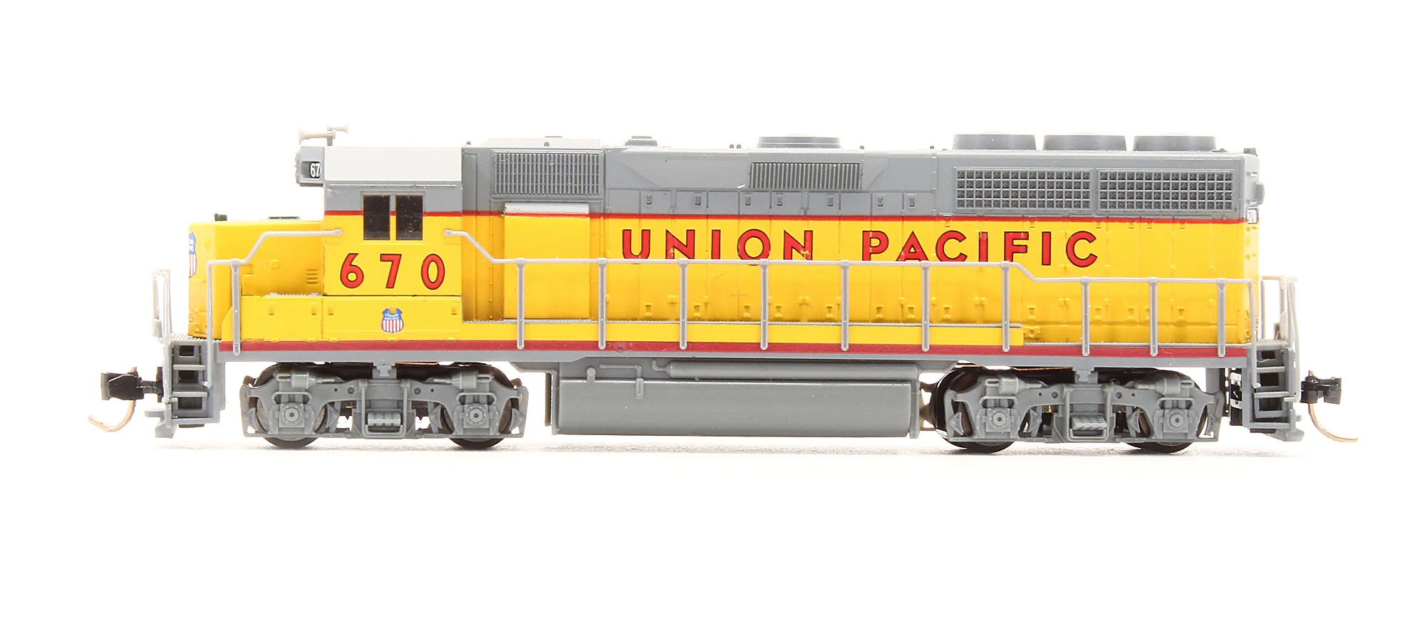 Pre-Owned 48536 GP40 Diesel Locomotive Union Pacific - Road #670 - Image 4