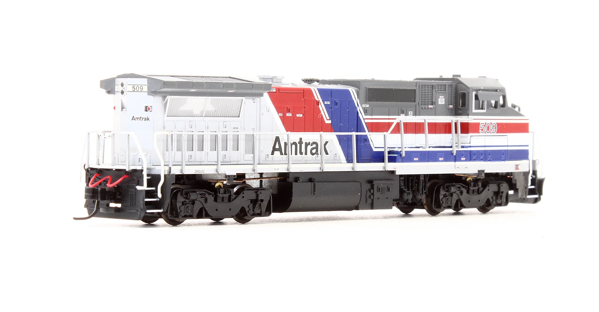 Pre-Owned 48832 Dash 8-32BWH Diesel Locomotive Amtrak Pepsi Can - Road #509 - Image 2