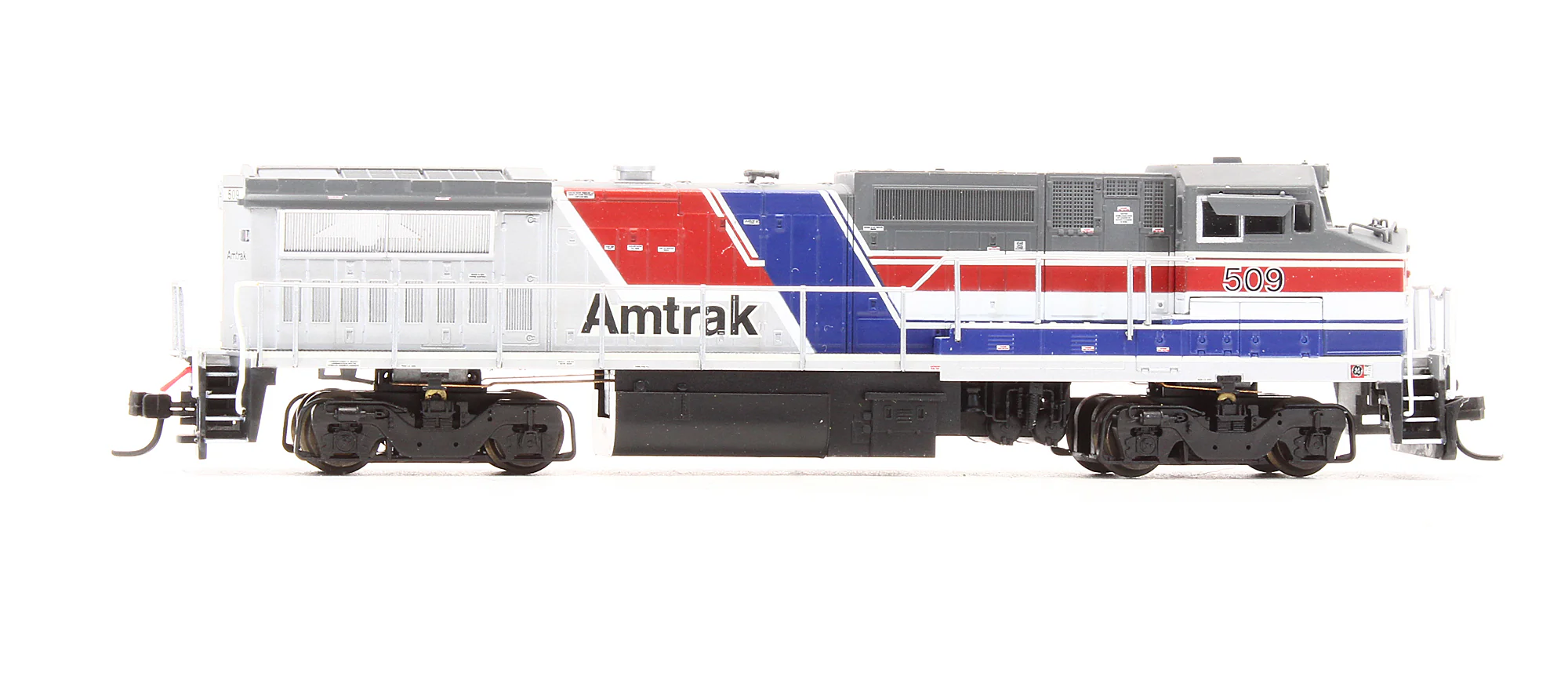 Pre-Owned 48832 Dash 8-32BWH Diesel Locomotive Amtrak Pepsi Can - Road #509 - Image 3