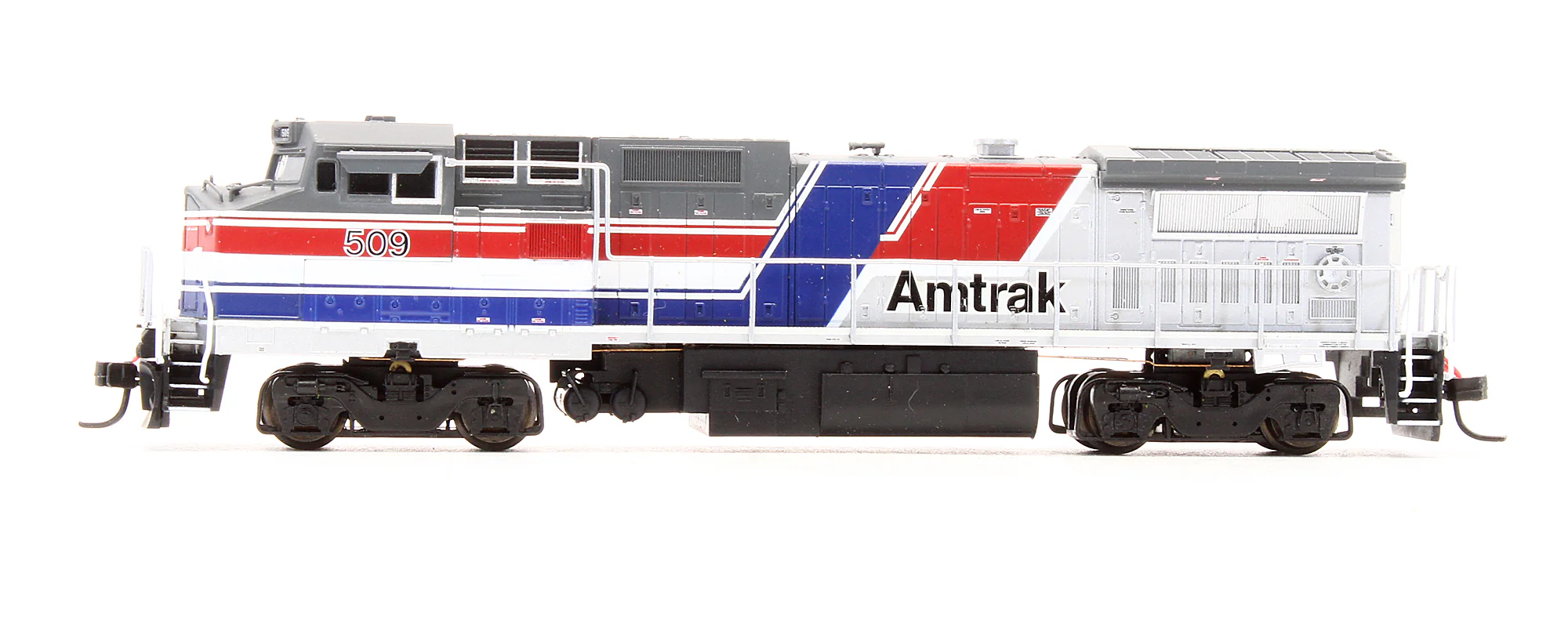 Pre-Owned 48832 Dash 8-32BWH Diesel Locomotive Amtrak Pepsi Can - Road #509 - Image 4