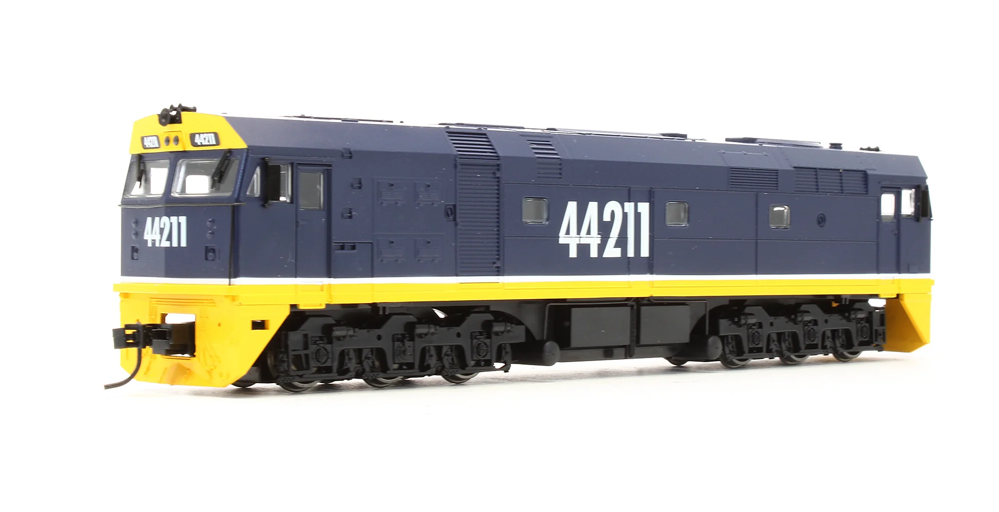 Pre-Owned Freight Rail Blue Class 44211 Diesel Locomotive - Image 2