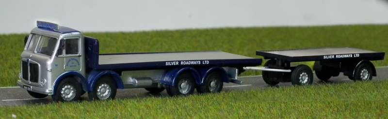 AEC Mammoth Major F/bed - Silver Roadways