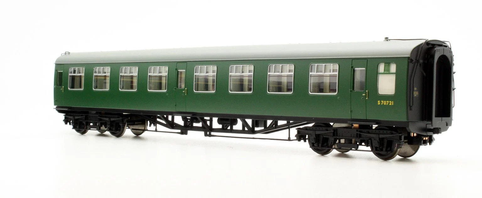Pre-Owned 31-426B Class 411 4CEP 4 Car EMU 7122 BR(SR) Green Small Yellow Warning Panel - Image 3