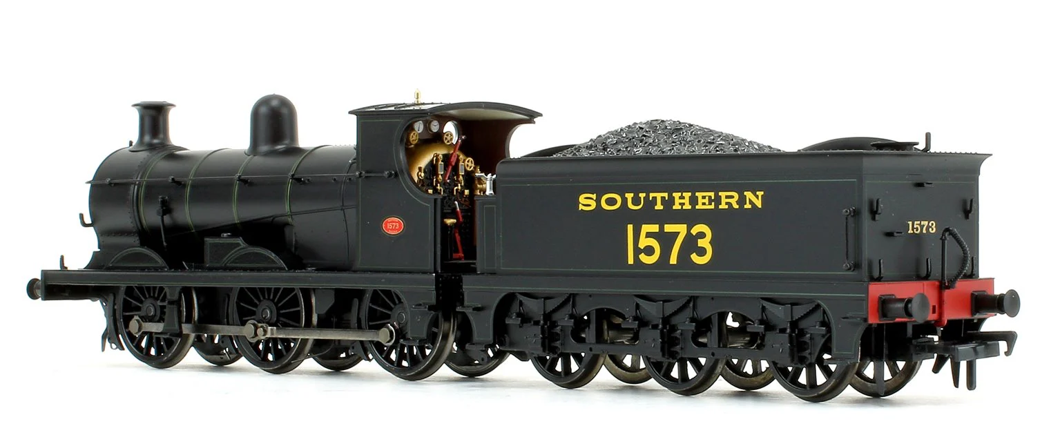 Pre-Owned 31-464A SECR C Class Southern Railway Lined Black 0-6-0 Steam Locomotive - No.1573 - DCC Fitted - Image 4
