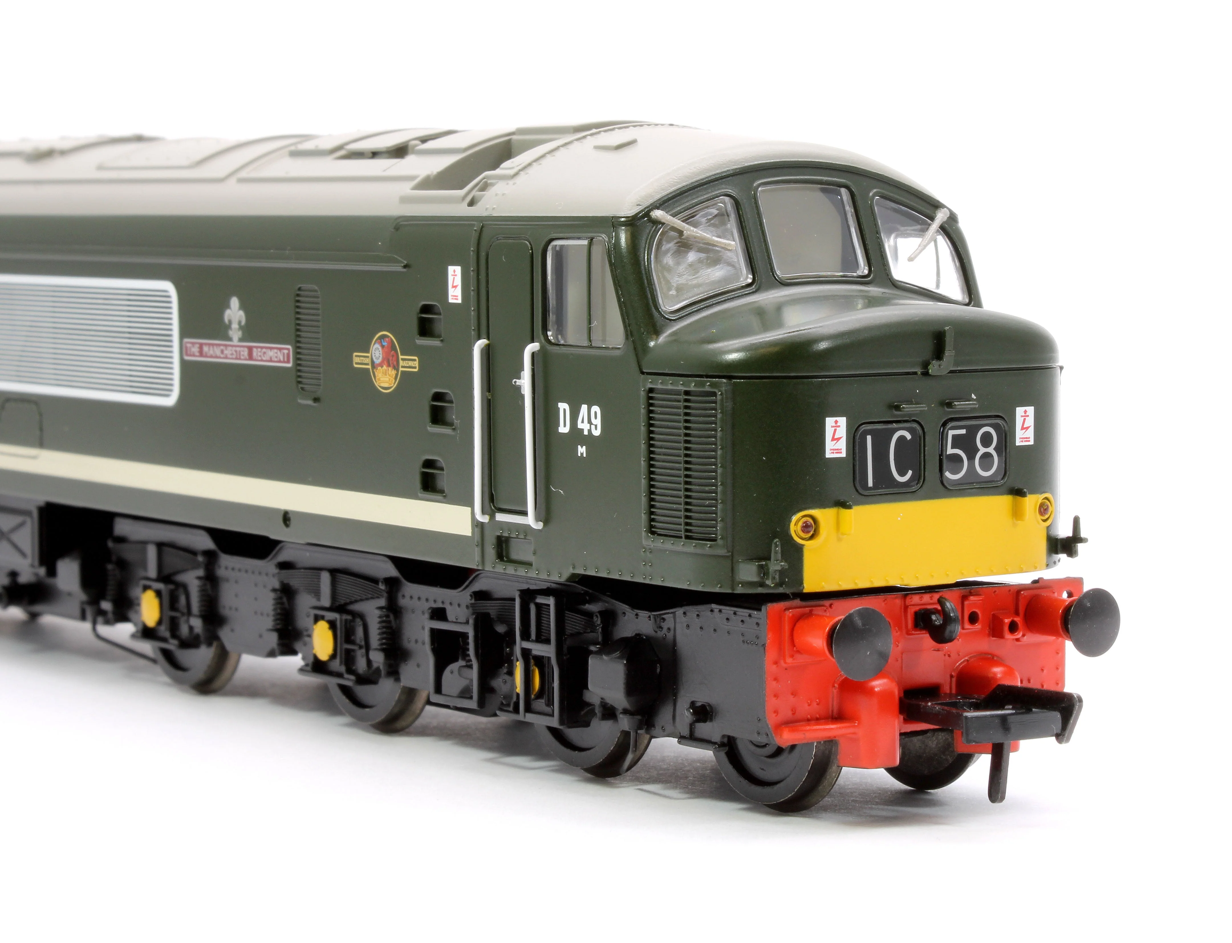 Pre-Owned 32-678A Class 45 Split Centre H/C D49 'The Manchester Regiment' BR Green (Small Yellow Panels) Diesel Locomotive - Image 9