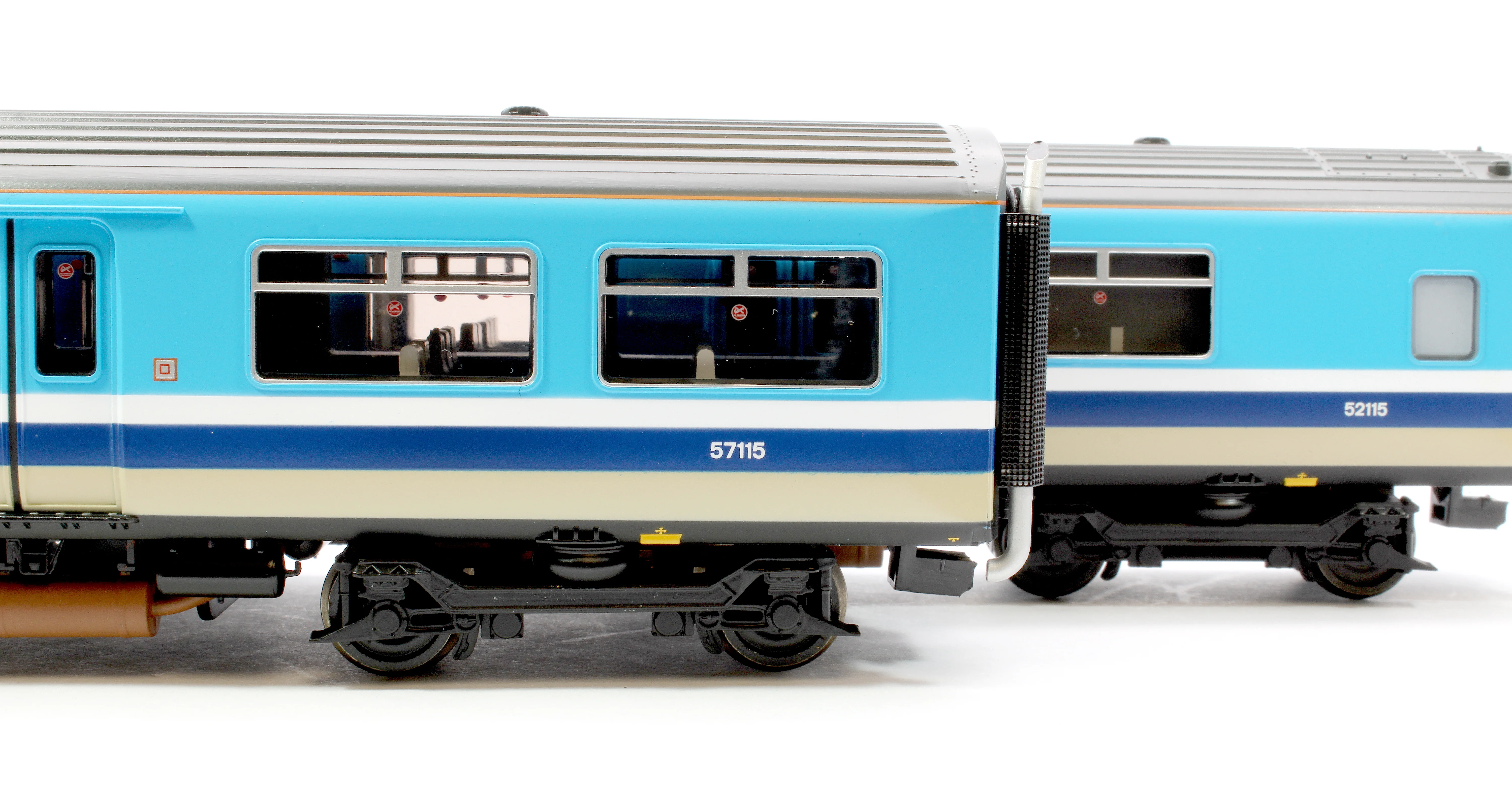 Class 150/1 2-Car DMU 150115 BR Provincial (Original) - DCC Ready - Image 10