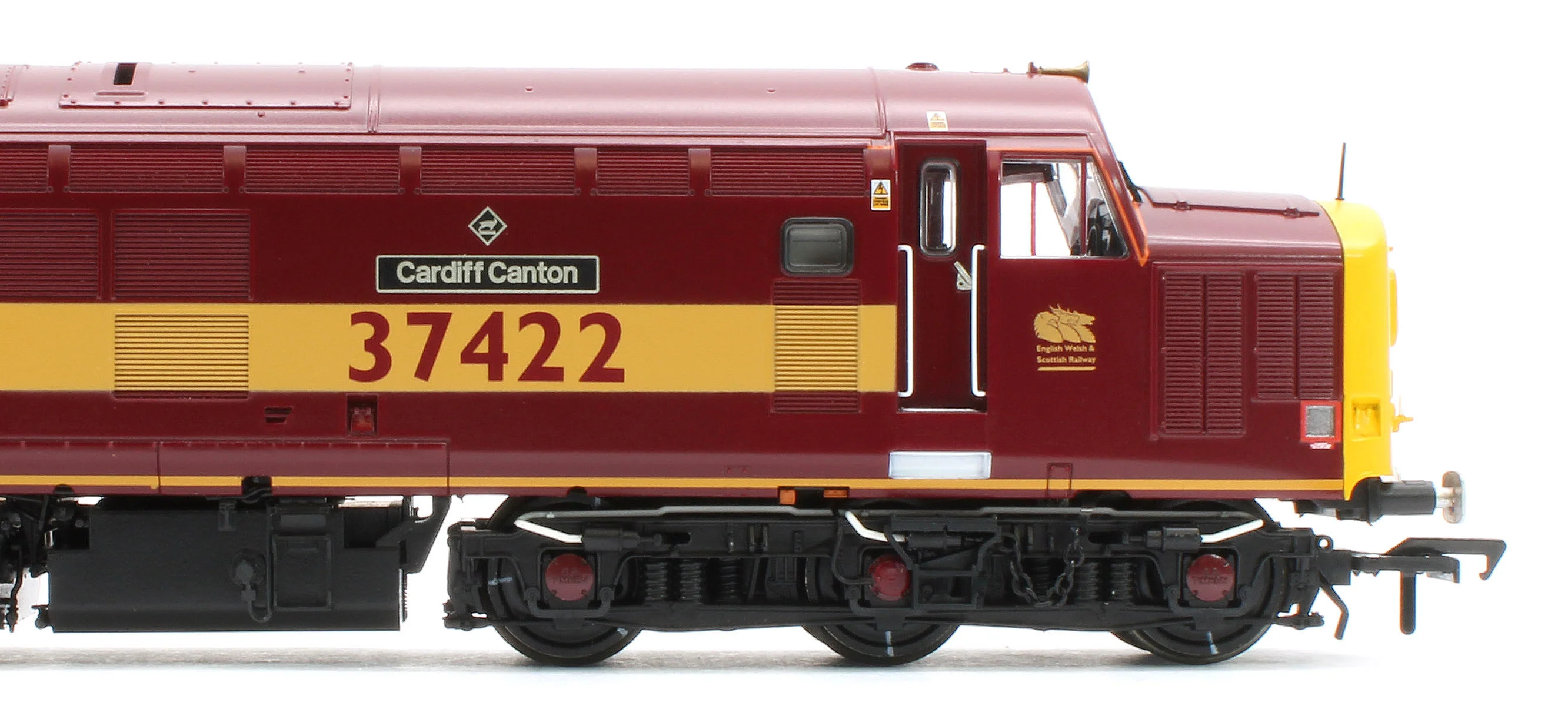 35-335KSF Class 37/4 Refurbished 37422 'Cardiff Canton' EWS Red and Gold - DCC Sound - Image 10