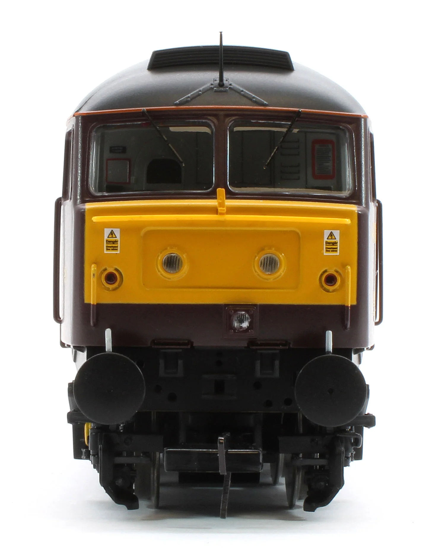 Class 47/4 47826 WCRC Maroon Diesel Locomotive - Image 7
