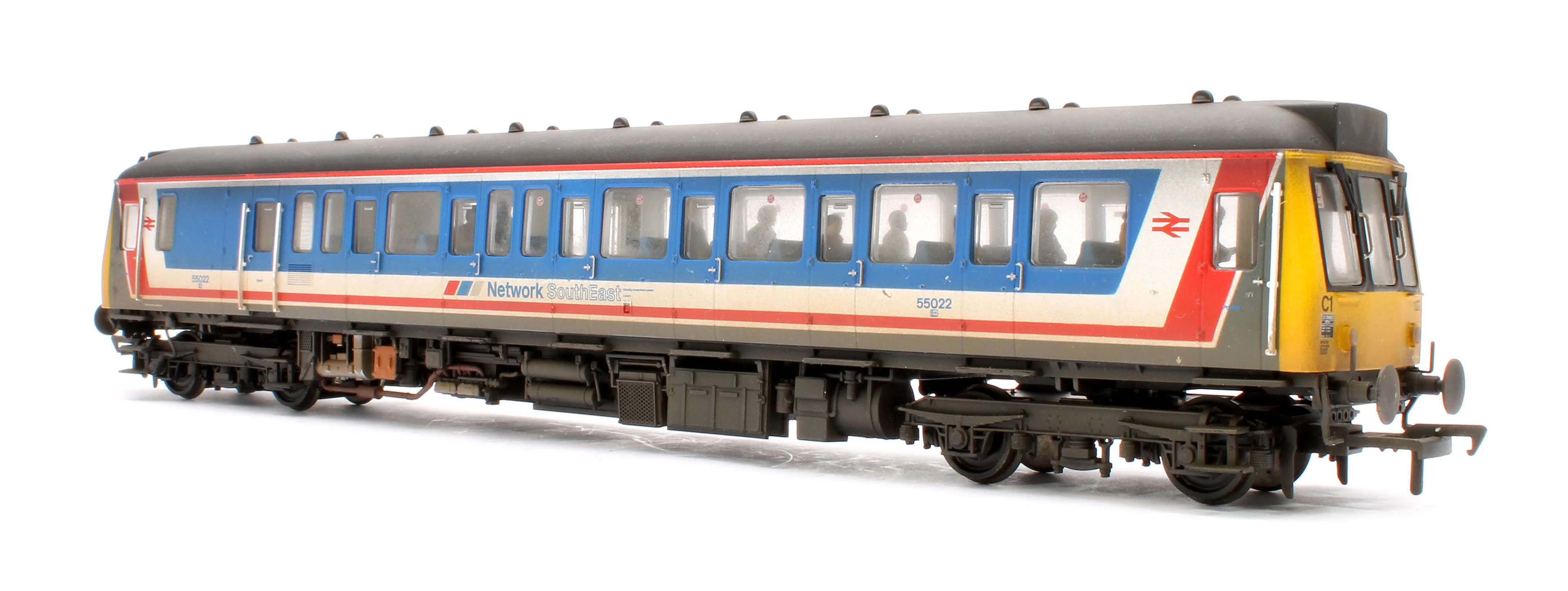Pre-Owned 35-530PF Class 121 Single-Car DMU 55022 BR Network SouthEast (Original) - Fitted Passengers & Weathered - Image 4