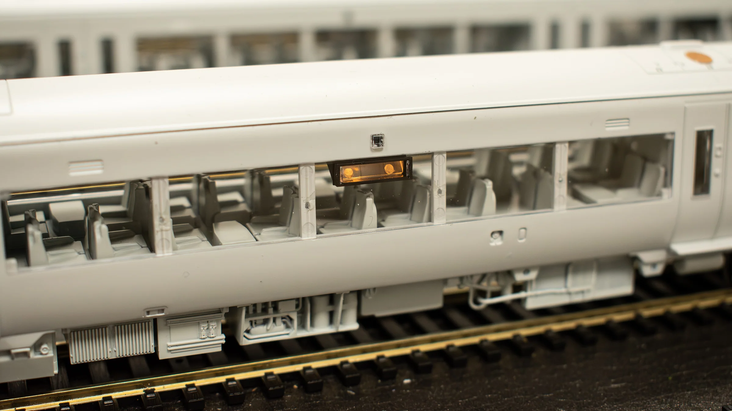 35-602 Class 170/1 2-Car DMU 170111 Cross Country - Image 11