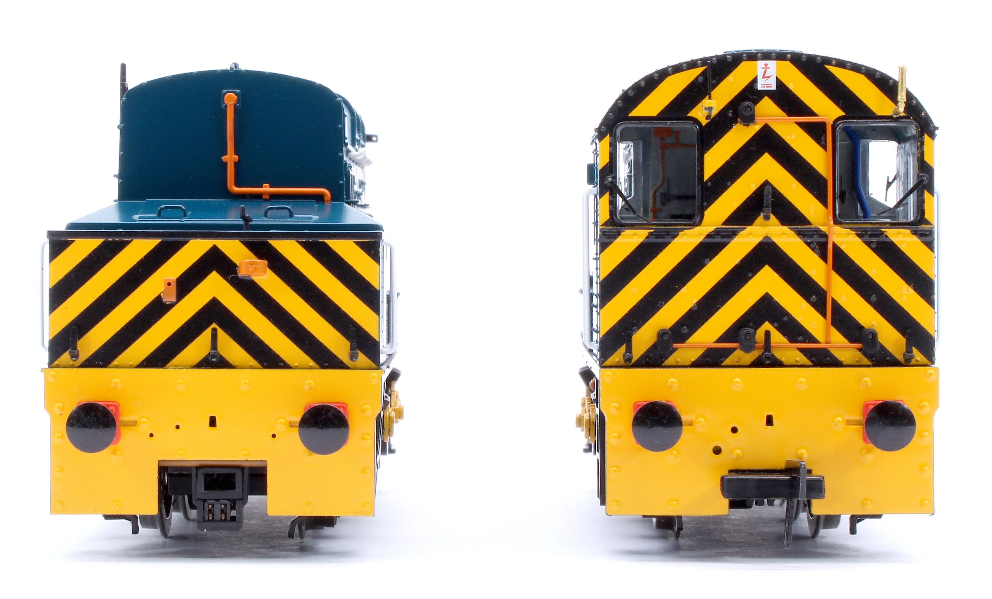 Class 13 13003 BR Blue Diesel Locomotive - Image 15