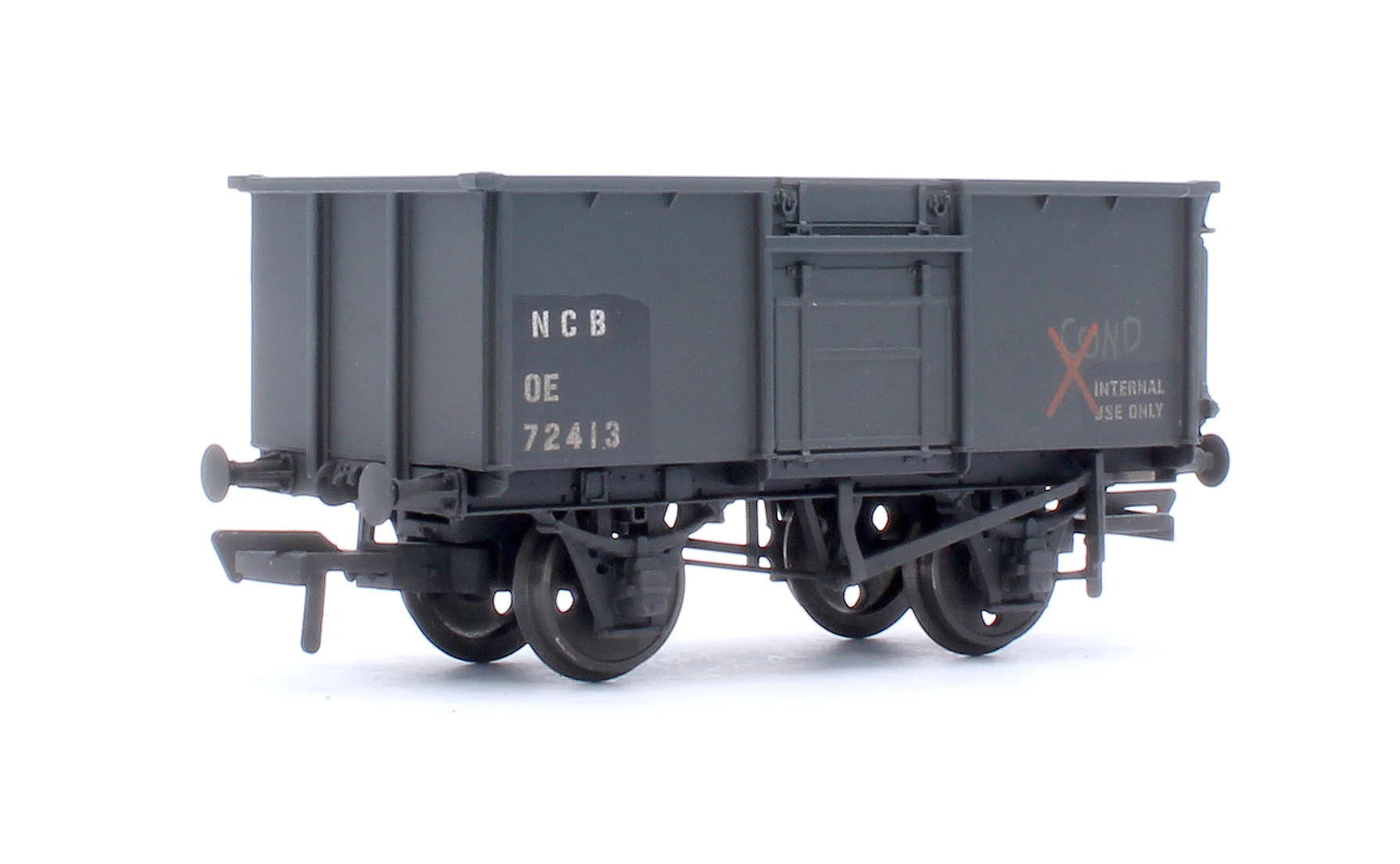 Pre-Owned Set Of 3 16T NCB BR Mineral Wagons Model Zone - Weathered - Image 4