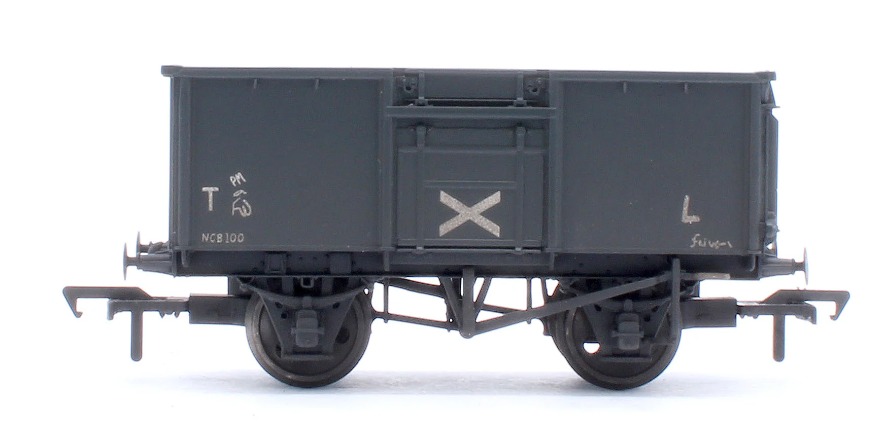 Pre-Owned Set Of 3 16T NCB BR Mineral Wagons Model Zone - Weathered - Image 6