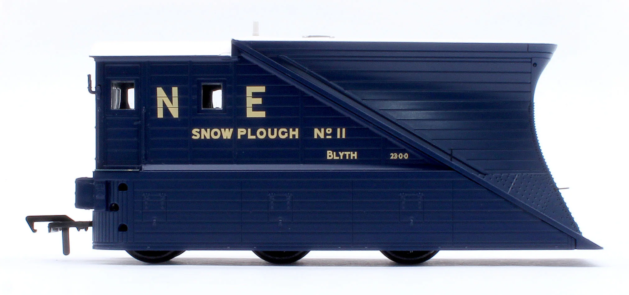 Pair of 2 NER Snowploughs 11 & 12 LNER Blue - Image 7