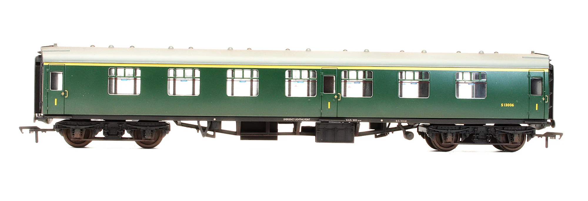 Pre-Owned BR Mk1 FK First Corridor (SR) Green Passenger Coach 'S13006' - Custom Weathered - Image 3