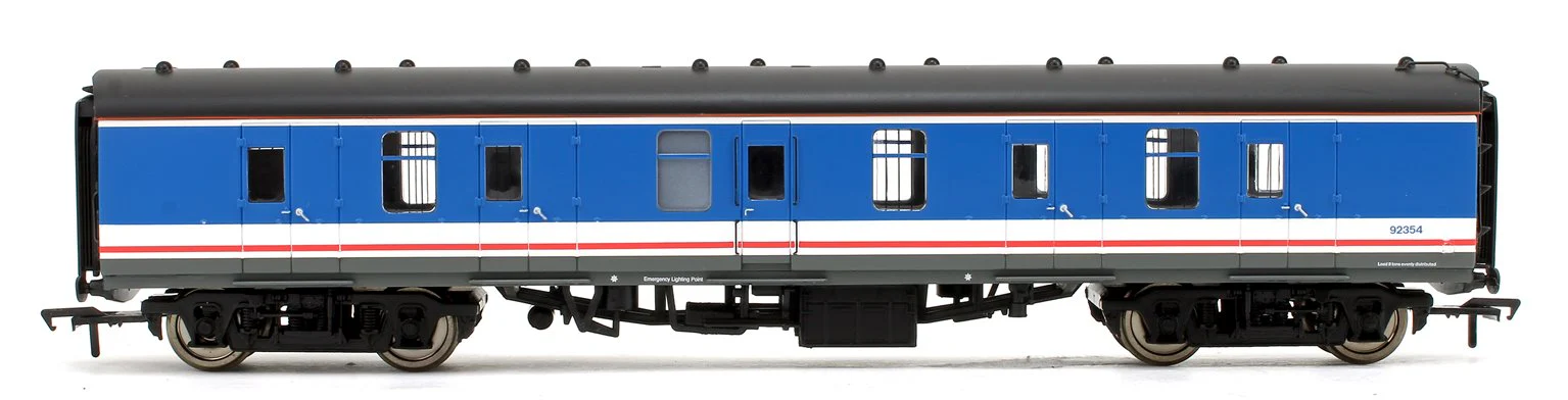 BR MK1 BG Full Brake Network SouthEast Coach No.92354 - Image 3