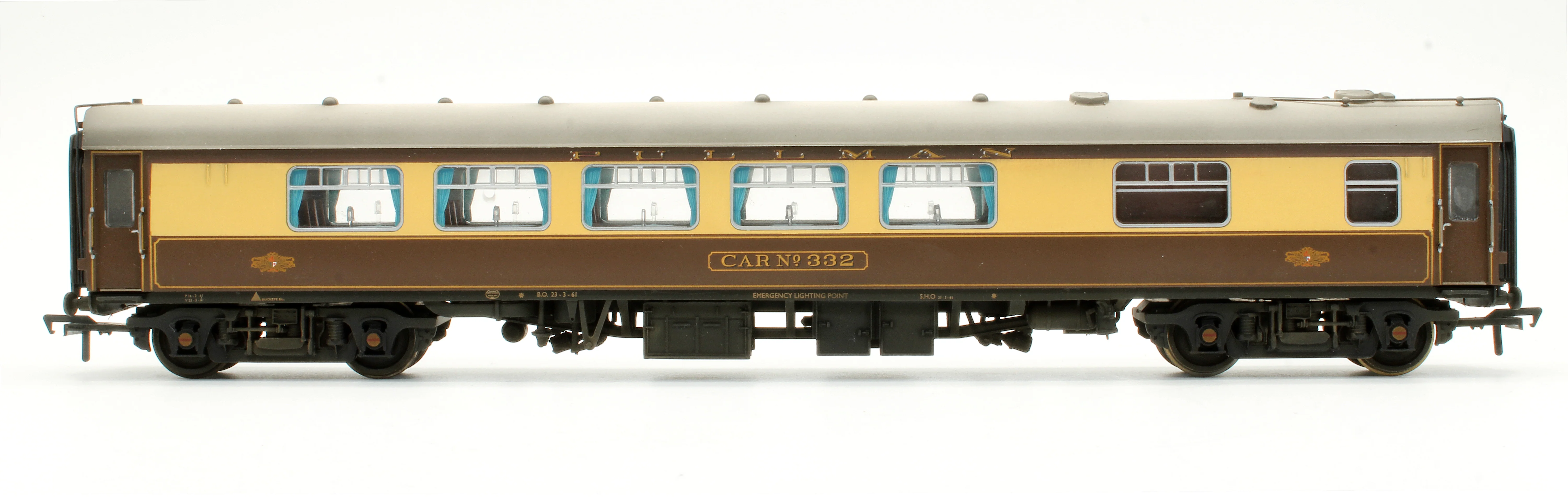 Pre-Owned 39-300 BR MK1 SK Pullman Kitchen Second 'Car No.332' (With Lighting) - Custom Weathered - Image 3