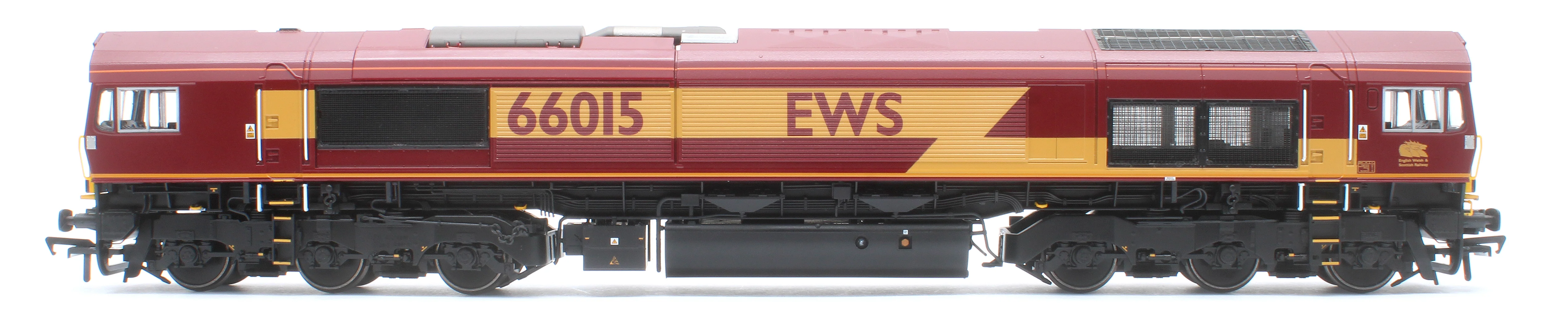 Class 66/0 66015 EWS Diesel Locomotive - Image 5