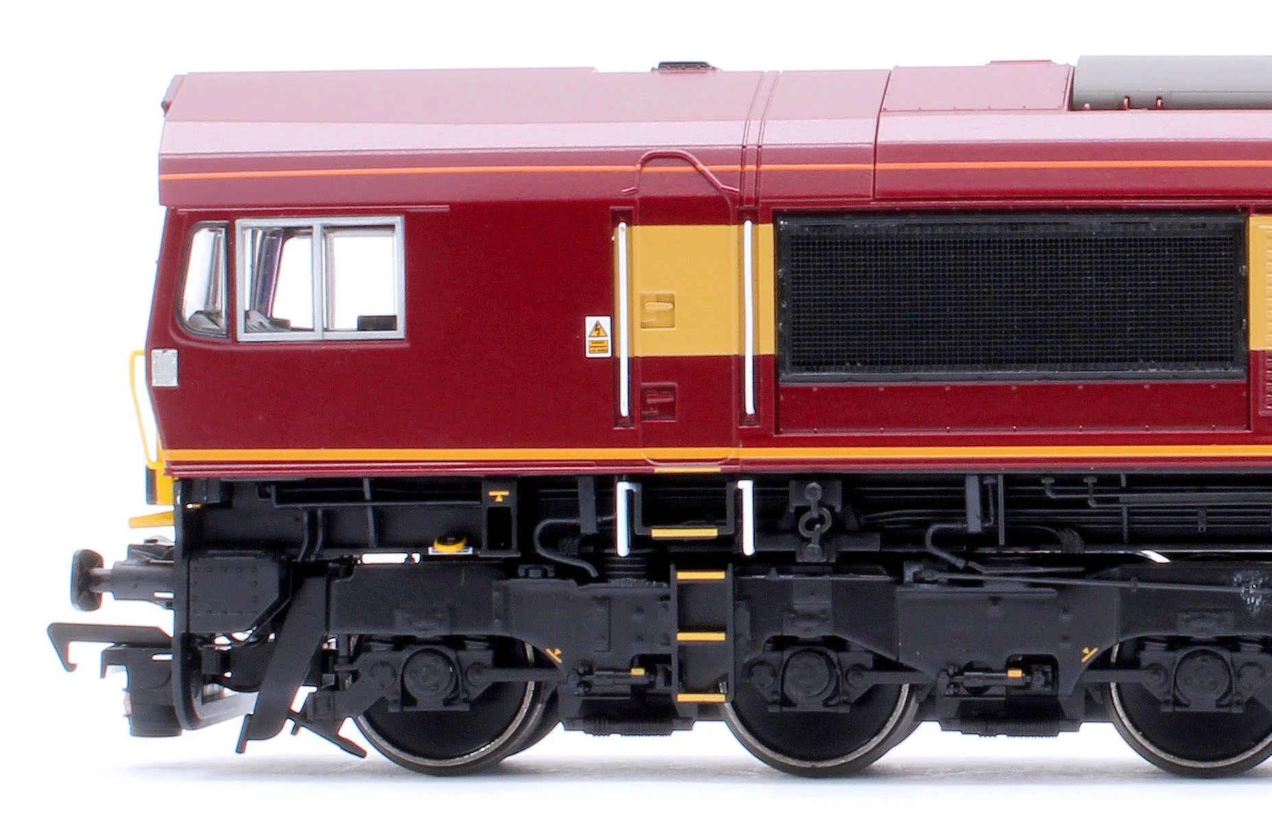 Class 66/0 66096 EWS Diesel Locomotive - Image 6