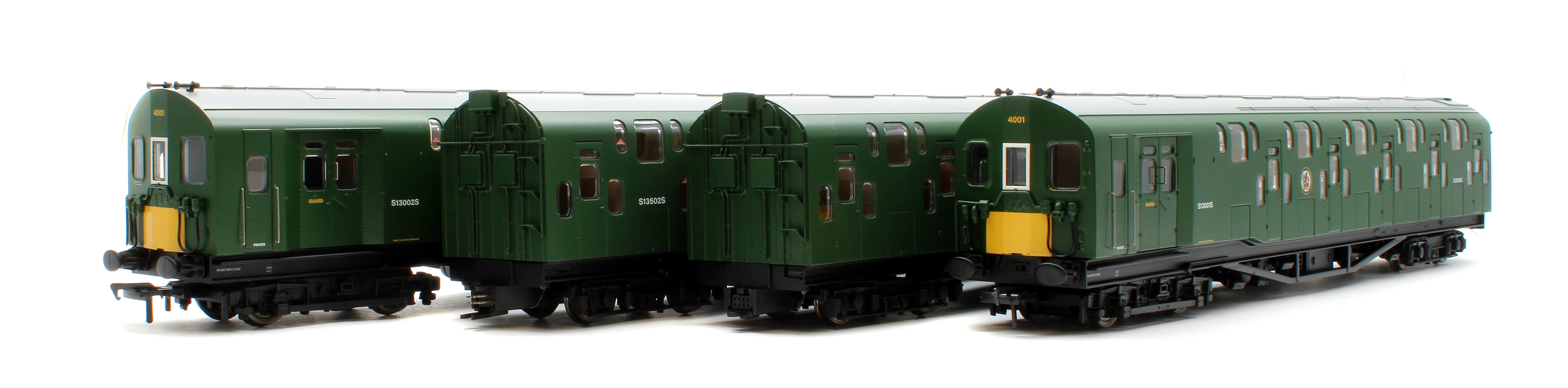 Bulleid Class 4DD Double Decker 4 Car EMU 4001/4901 BR Green with Small Yellow Ends