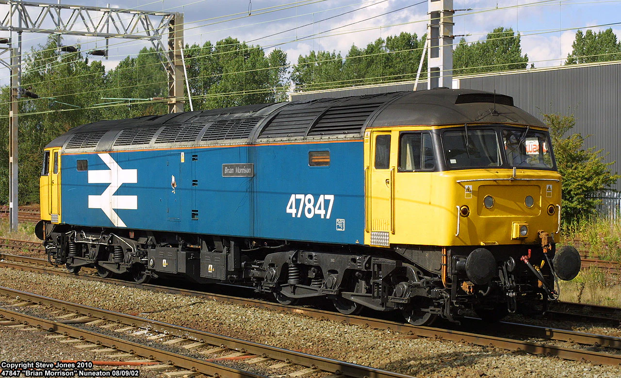 Class 47 BR Blue/Large Logo Cross Country Farewell No.47840/847 Diesel Locomotive Twin Pack - Image 5