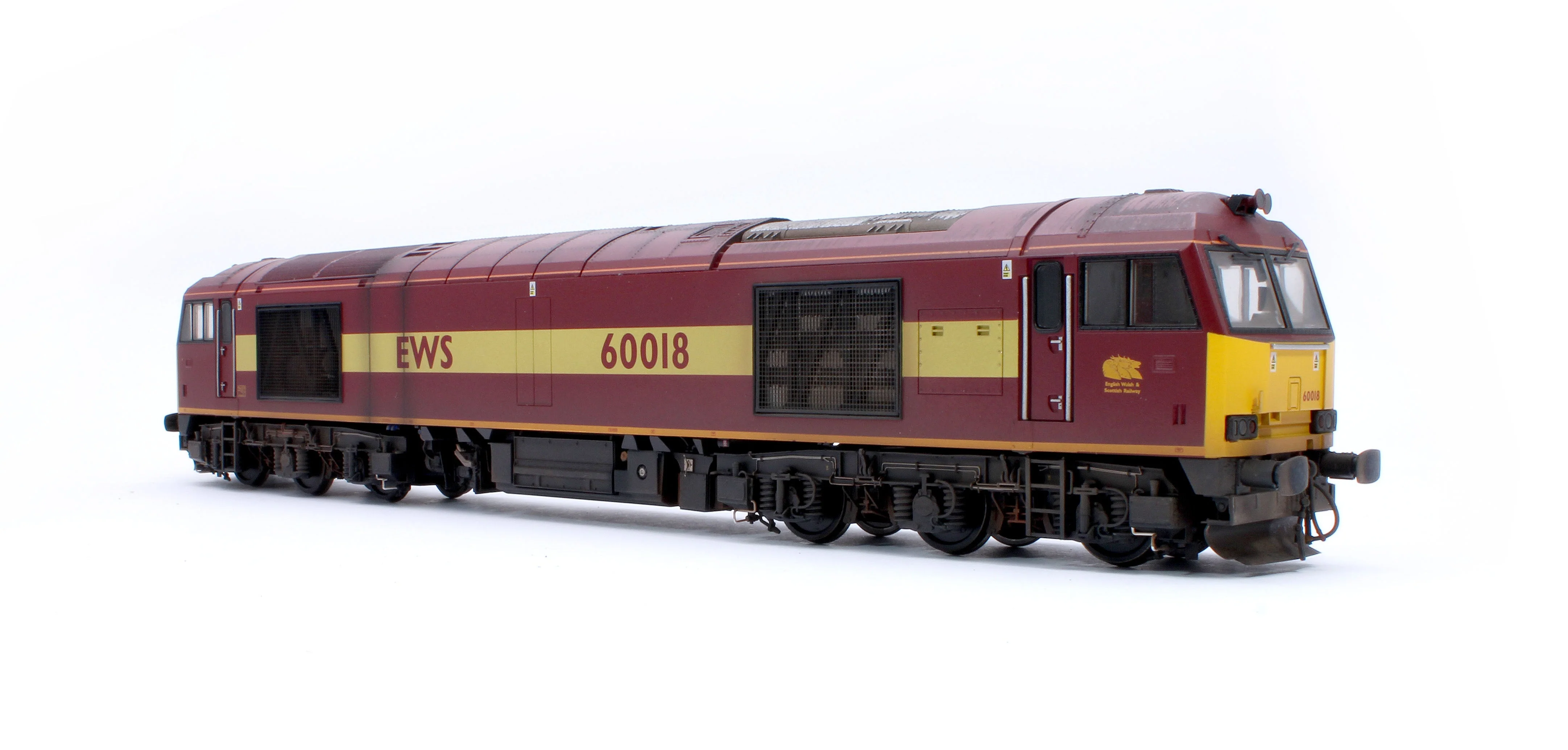 Pre-Owned Highly Detailed Premium Weathered Class 60 018 EWS Diesel Electric Locomotive - Image 4