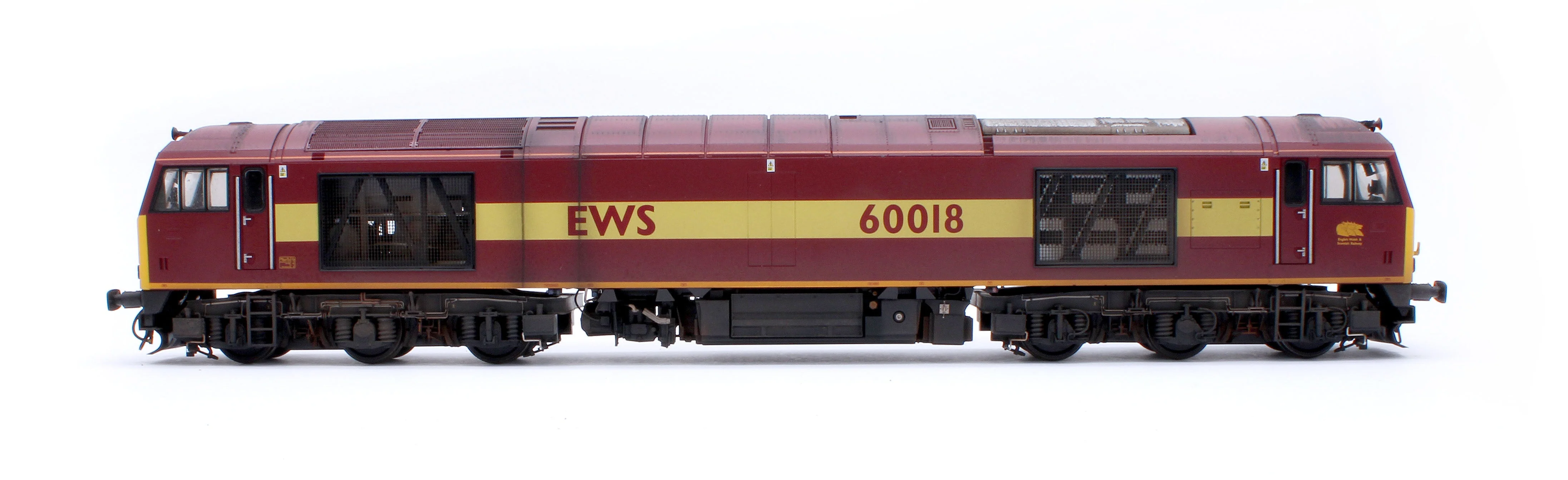 Pre-Owned Highly Detailed Premium Weathered Class 60 018 EWS Diesel Electric Locomotive - Image 5