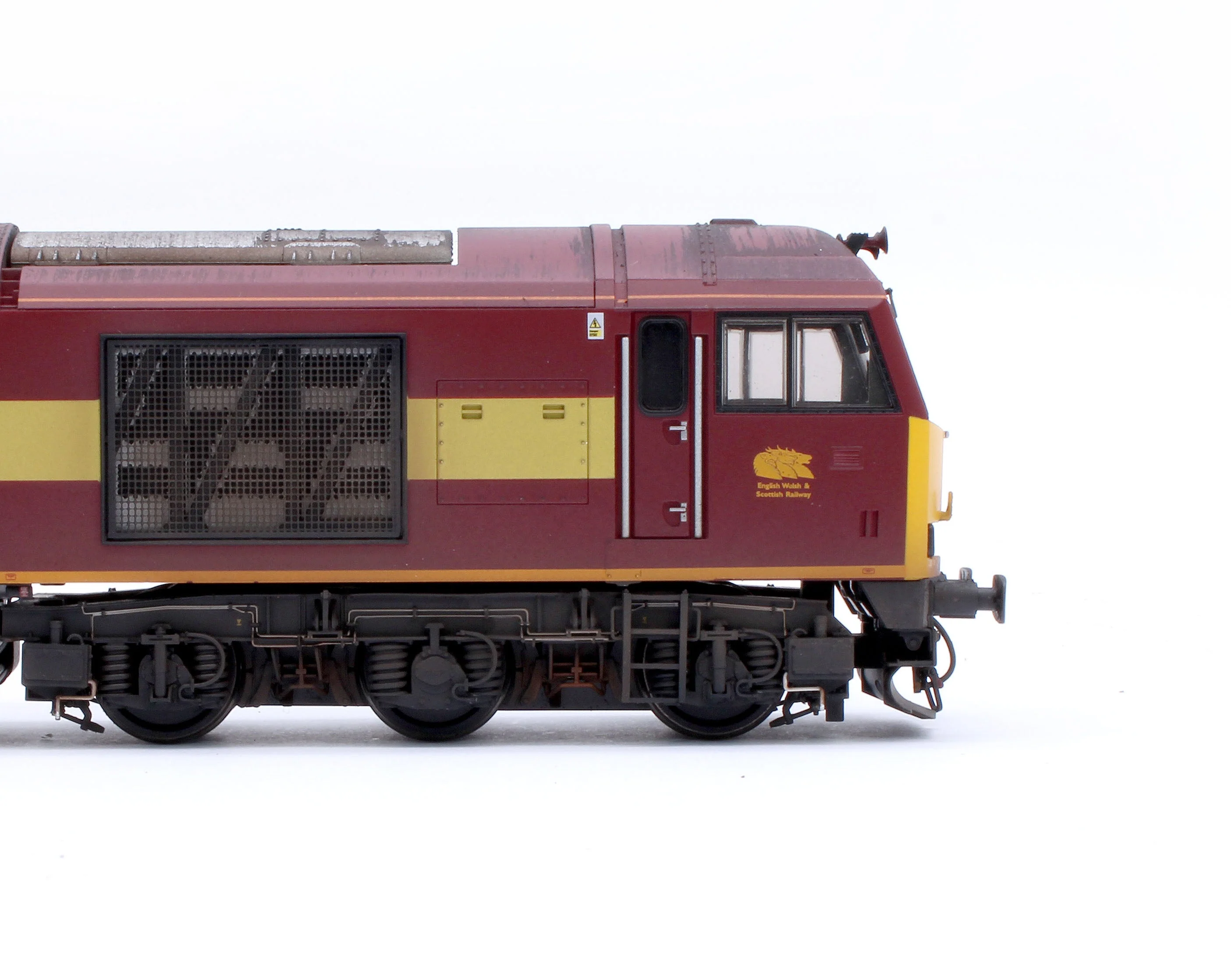 Pre-Owned Highly Detailed Premium Weathered Class 60 018 EWS Diesel Electric Locomotive - Image 8