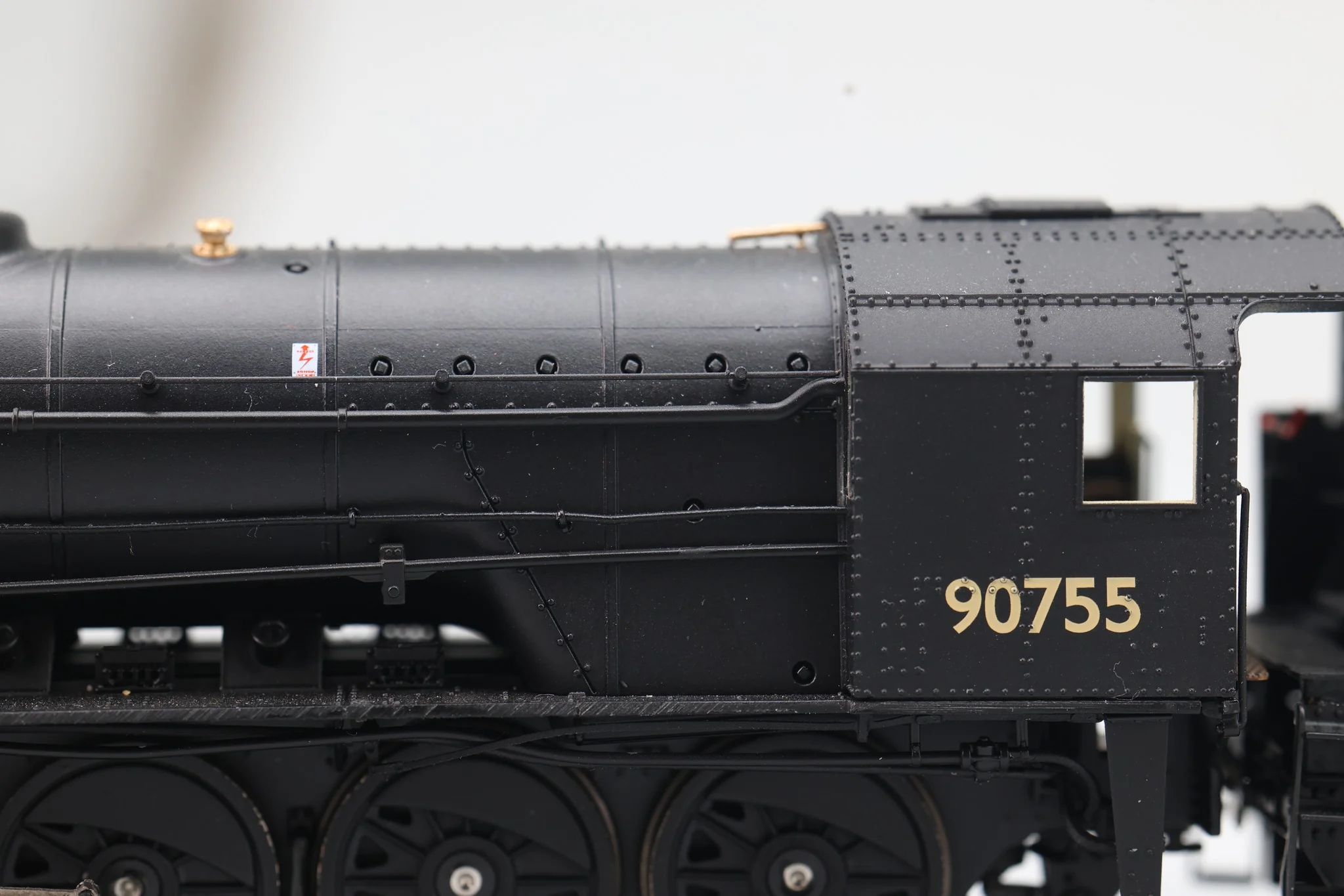 C1006A WD Austerity 2-10-0 BR Black Late Crest No.90755 Steam Locomotive - Image 6