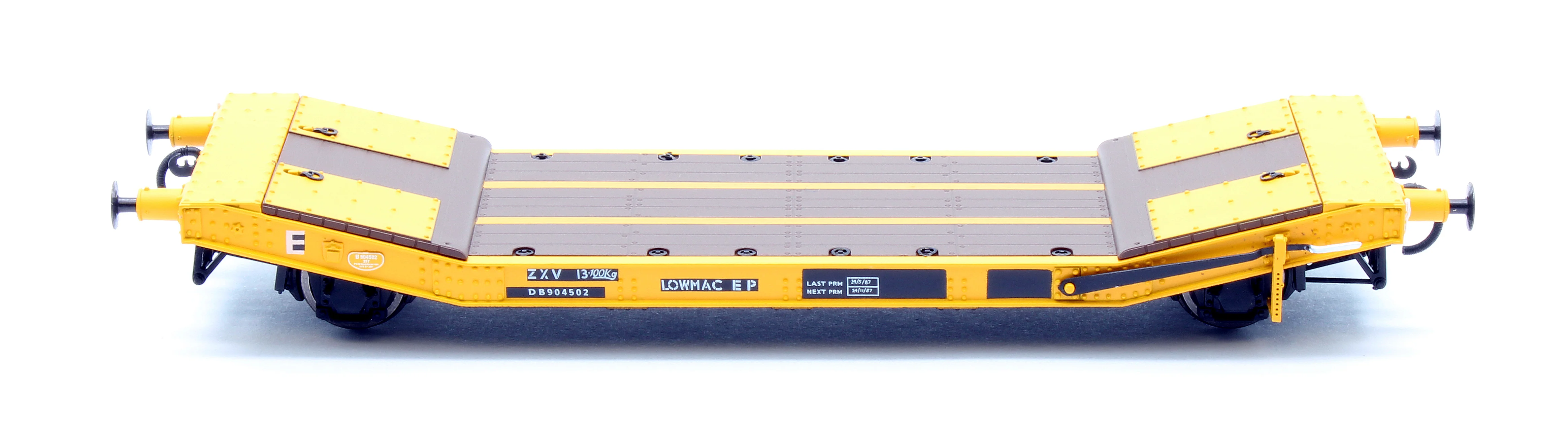 C3009A 25T Lowmac BR Engineers Yellow Wagon DB904502 - Image 3
