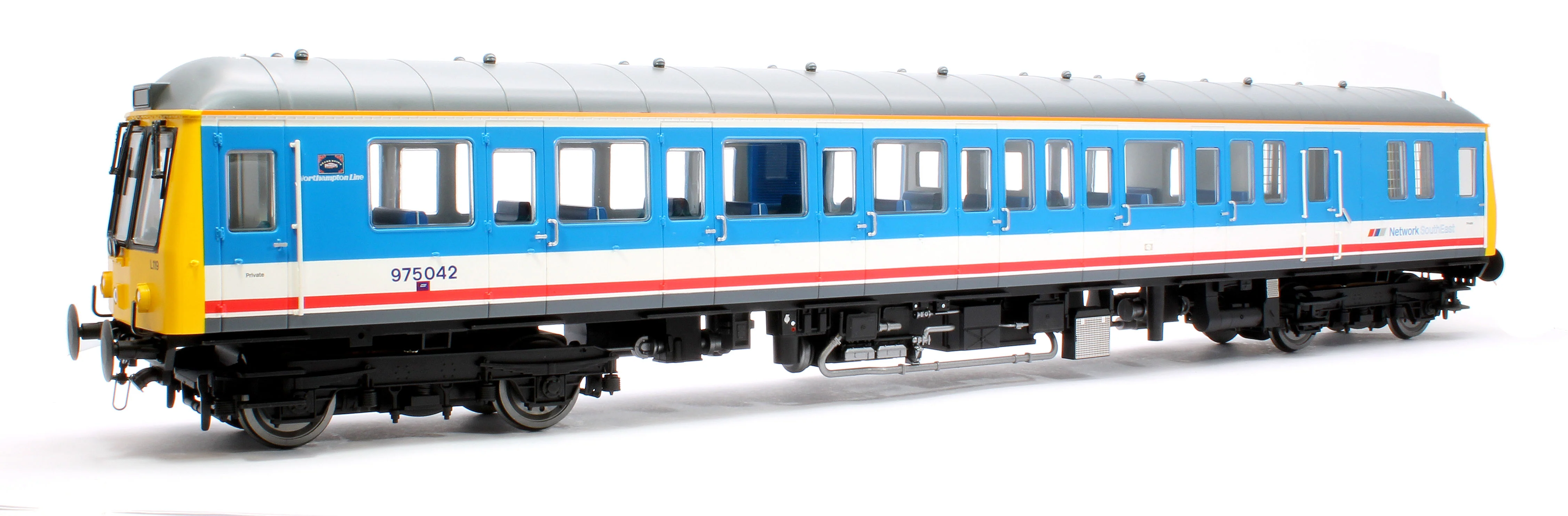 7D-015-009D Class 122 975042 ex 55019 NSE (Rt Learn) Single Car DMU - DCC Fitted - Image 3