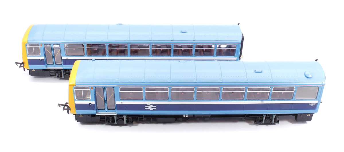 E83022 Class 143 2-Car DMU 143001 BR Provincial (Original) - Image 11